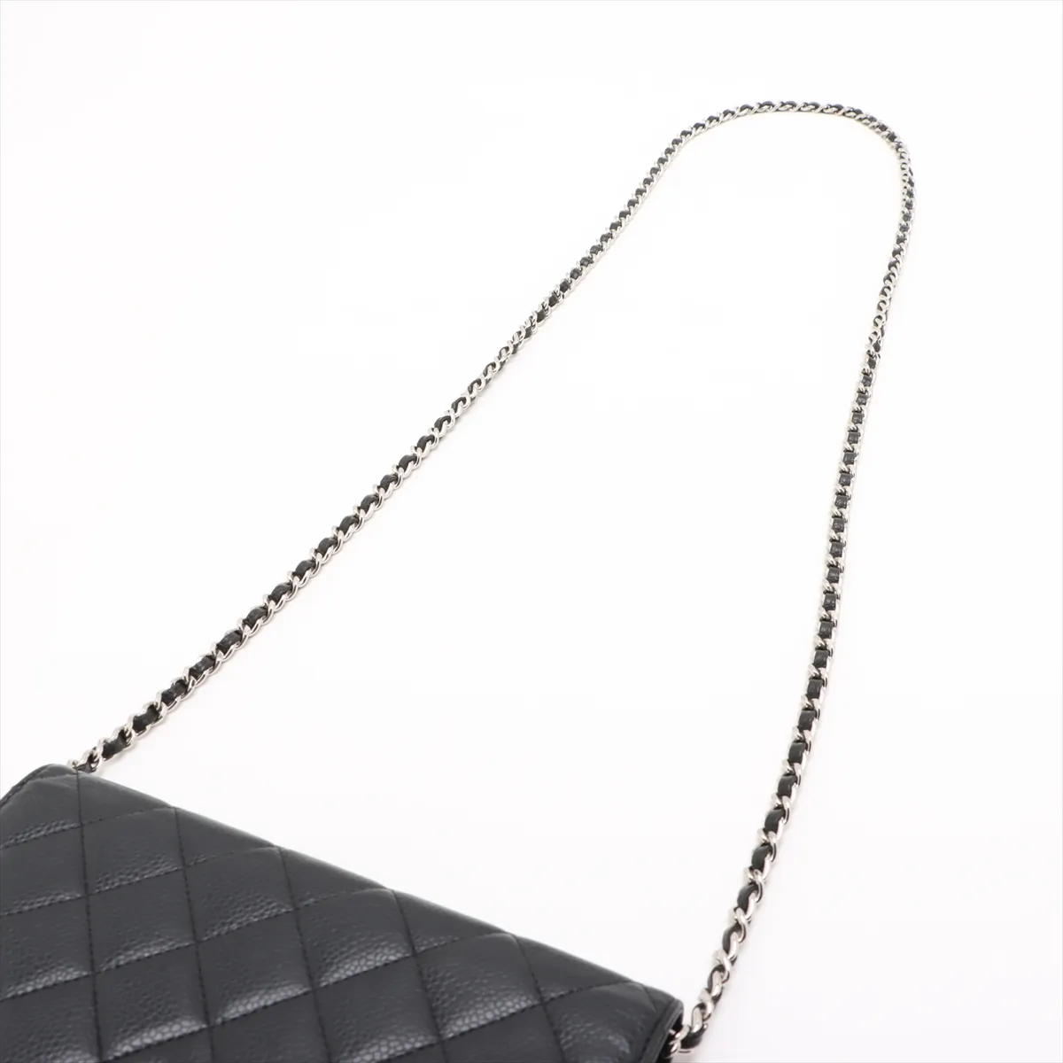 Matelasse caviar skin chain wallet black silver hardware 22112547 22nd series AP0250 — view 5