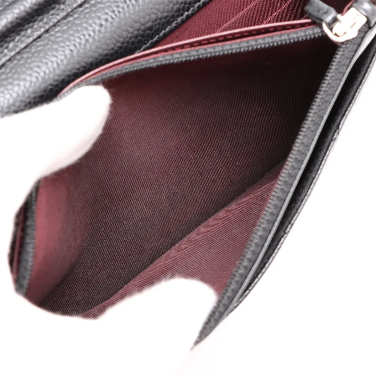 Matelasse caviar skin chain wallet black silver hardware 22112547 22nd series AP0250 — view 8