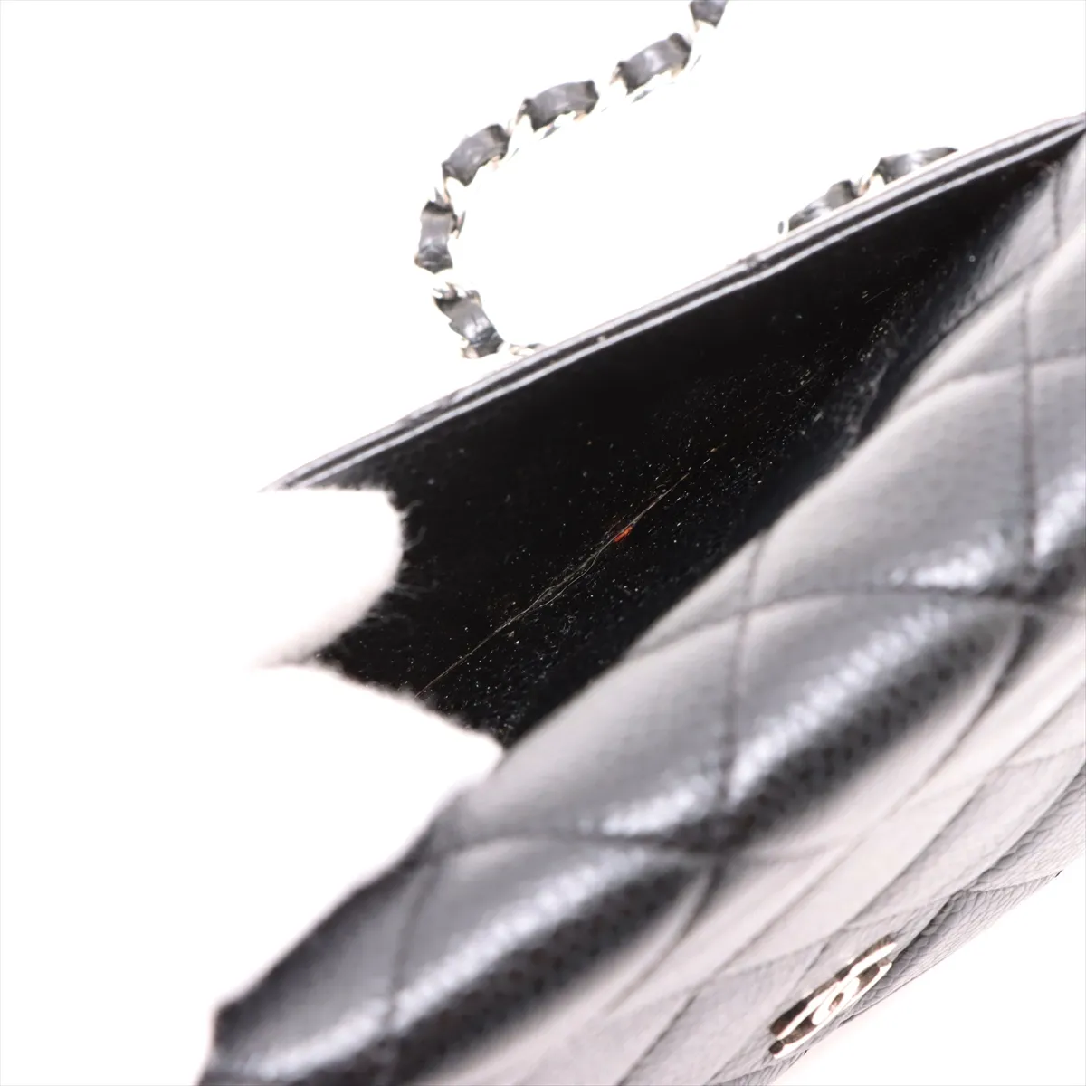 Matelasse caviar skin chain wallet black silver hardware 22112547 22nd series AP0250 — view 10
