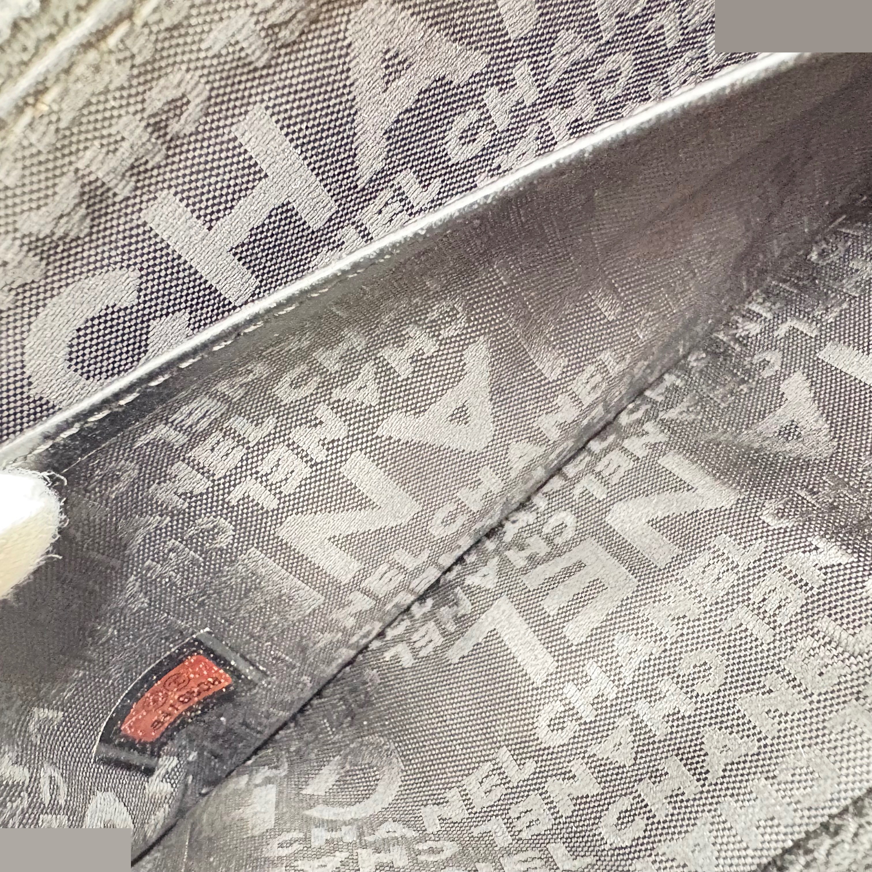 Chain wallet (bag) / Wallet — view 8