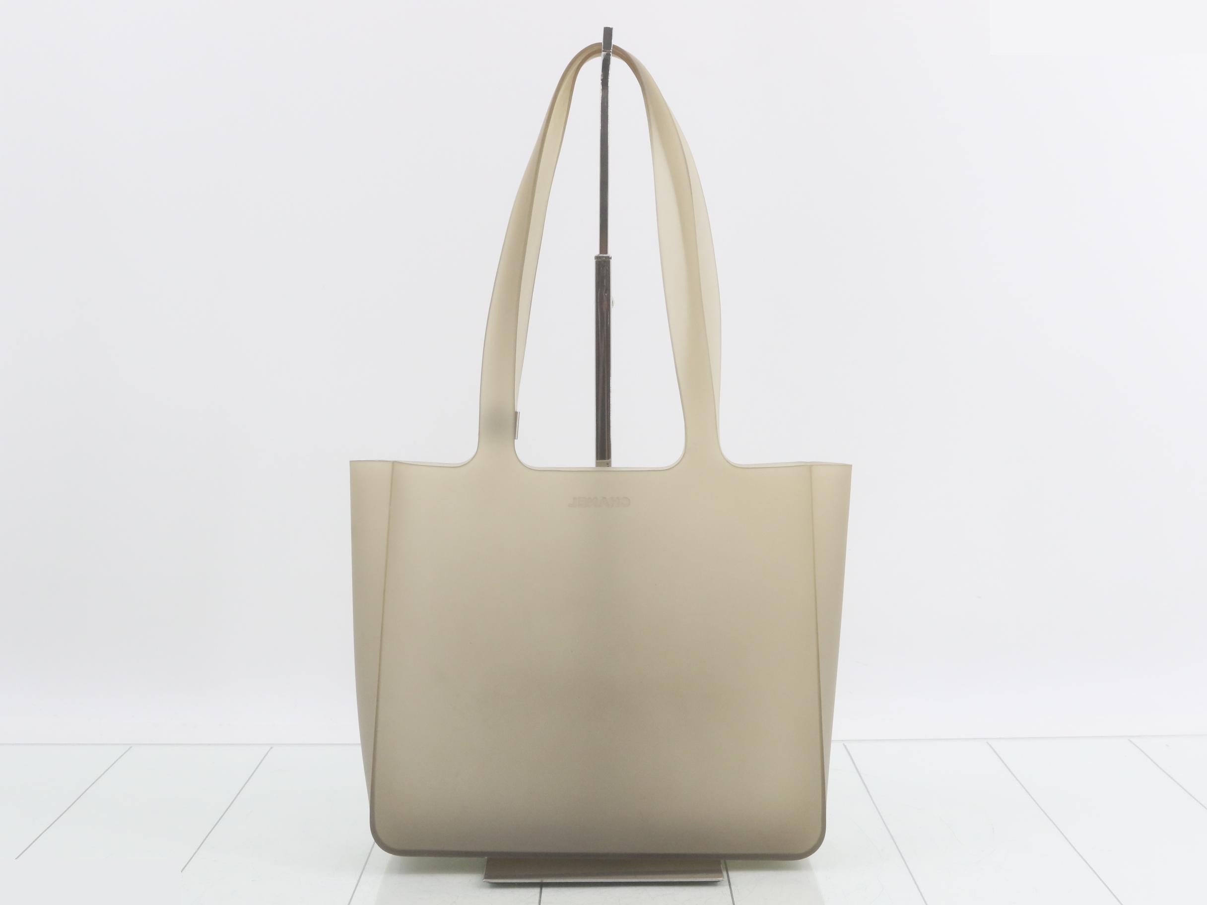 Rubber Tote — view 2