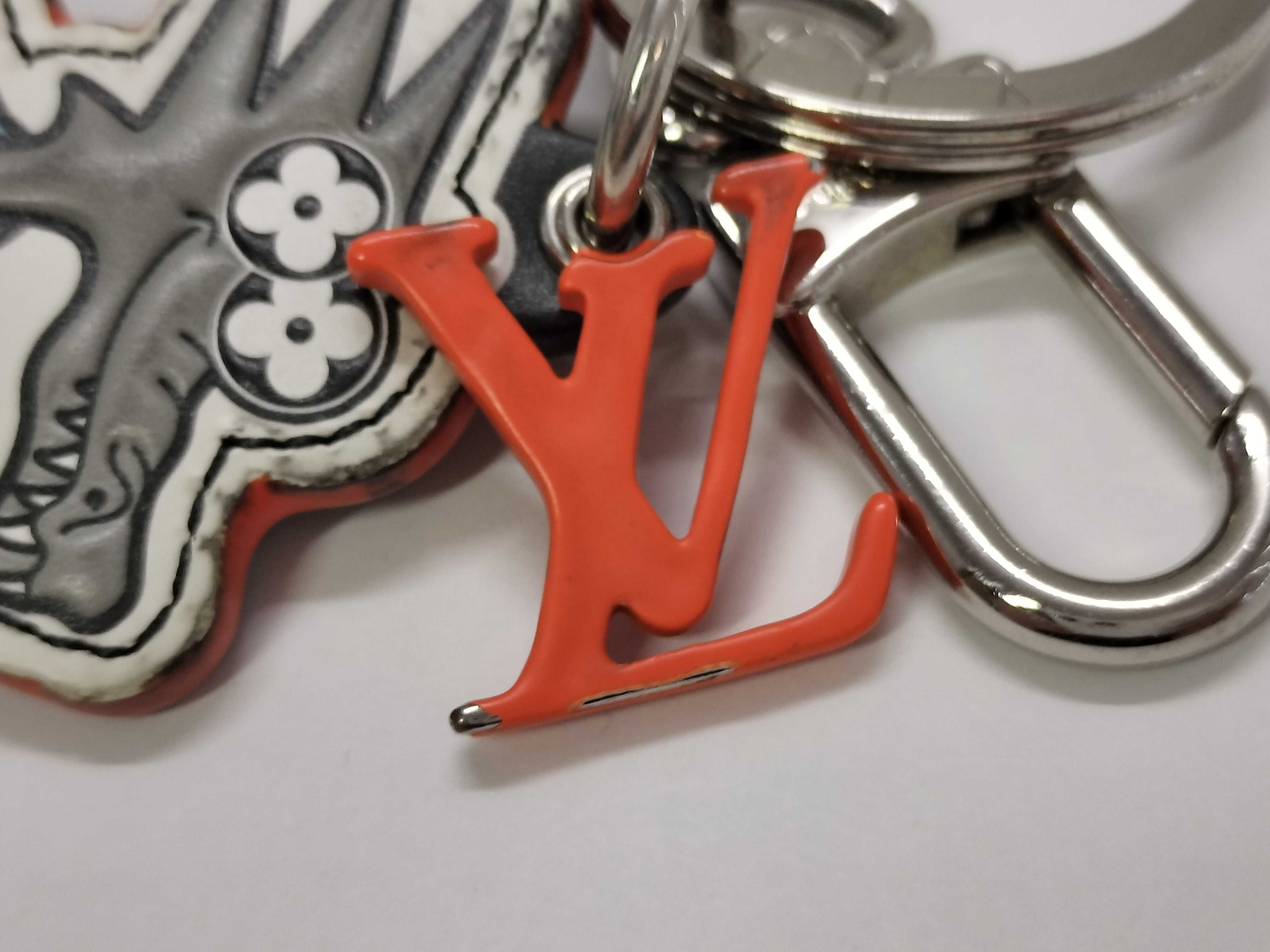 Monogram Louis Vuitton Keychain Portefeuille LV Wolf MP2915 Key Case/Keychain — view 4