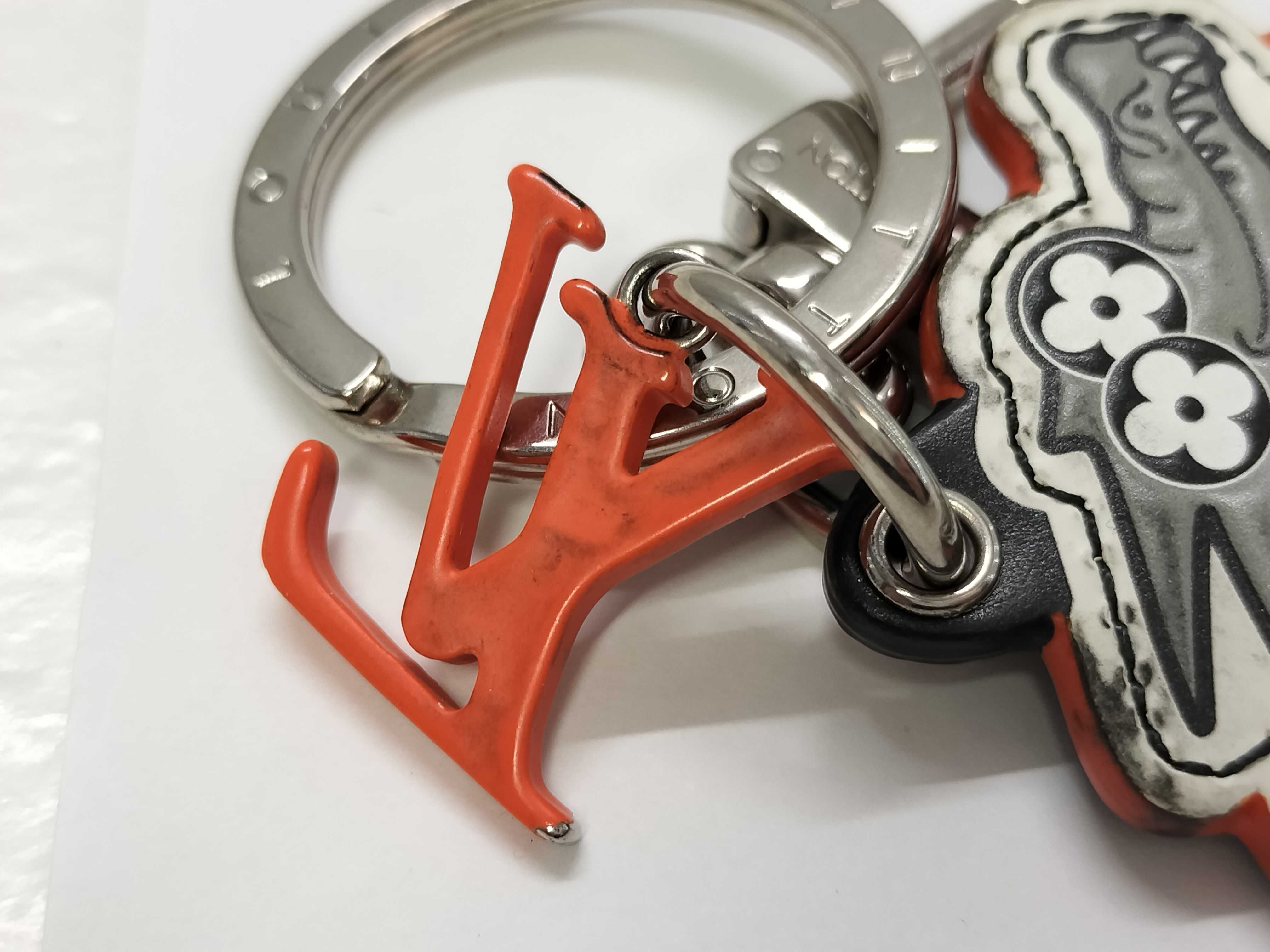 Monogram Louis Vuitton Keychain Portefeuille LV Wolf MP2915 Key Case/Keychain — view 5