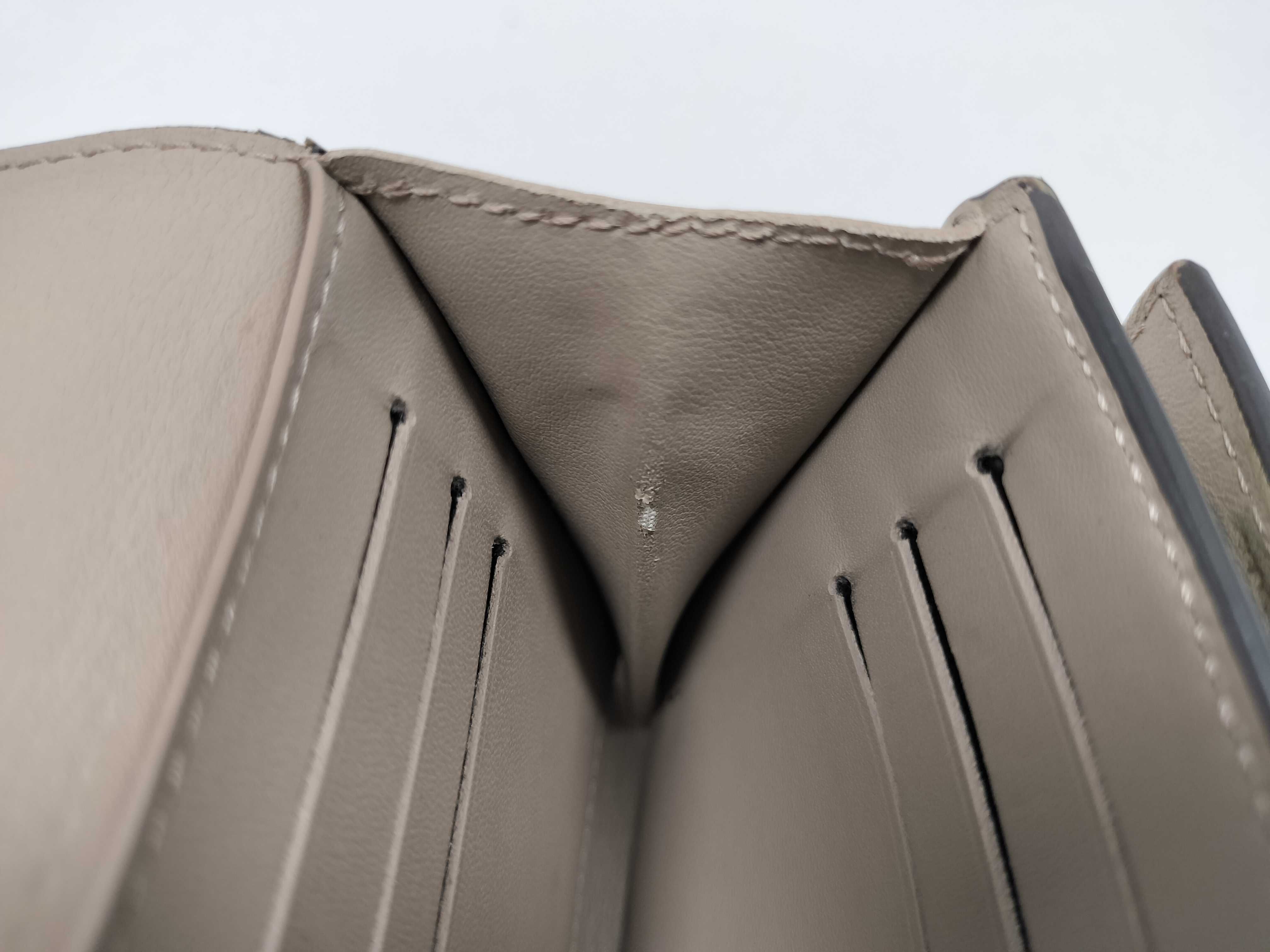 Mahina Portefeuille Iris Compact M62542 Beige Compact Wallet — view 15