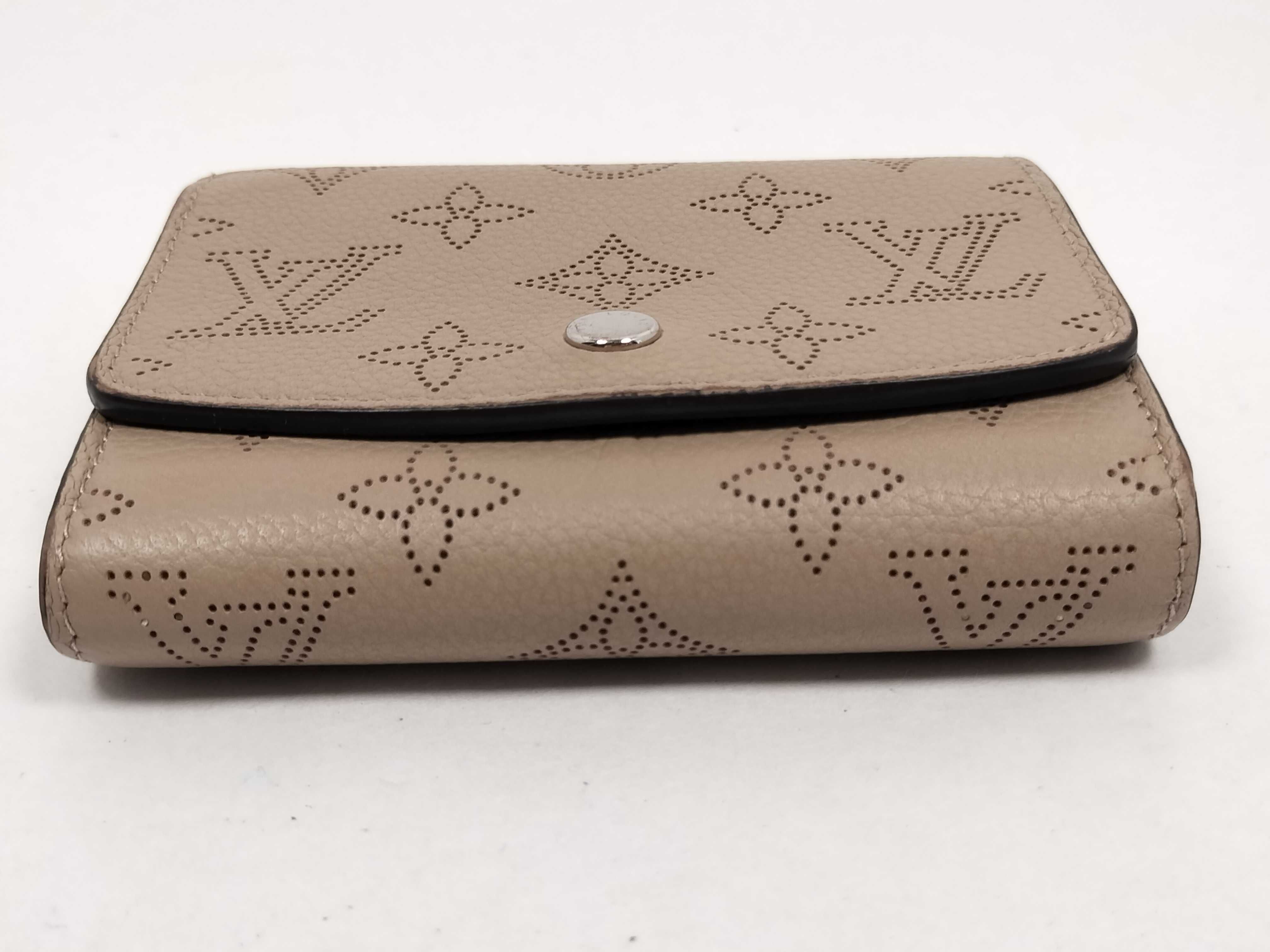 Mahina Portefeuille Iris Compact M62542 Beige Compact Wallet — view 3
