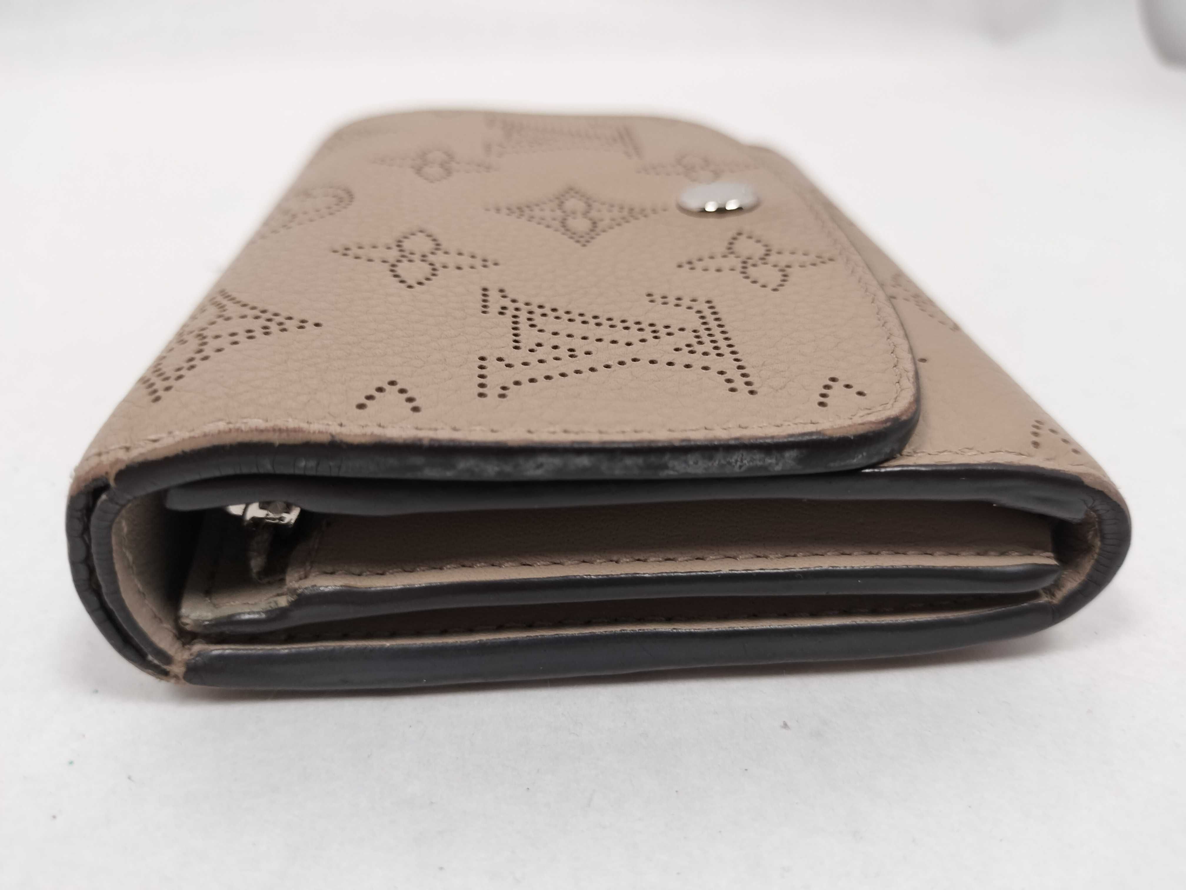 Mahina Portefeuille Iris Compact M62542 Beige Compact Wallet — view 5