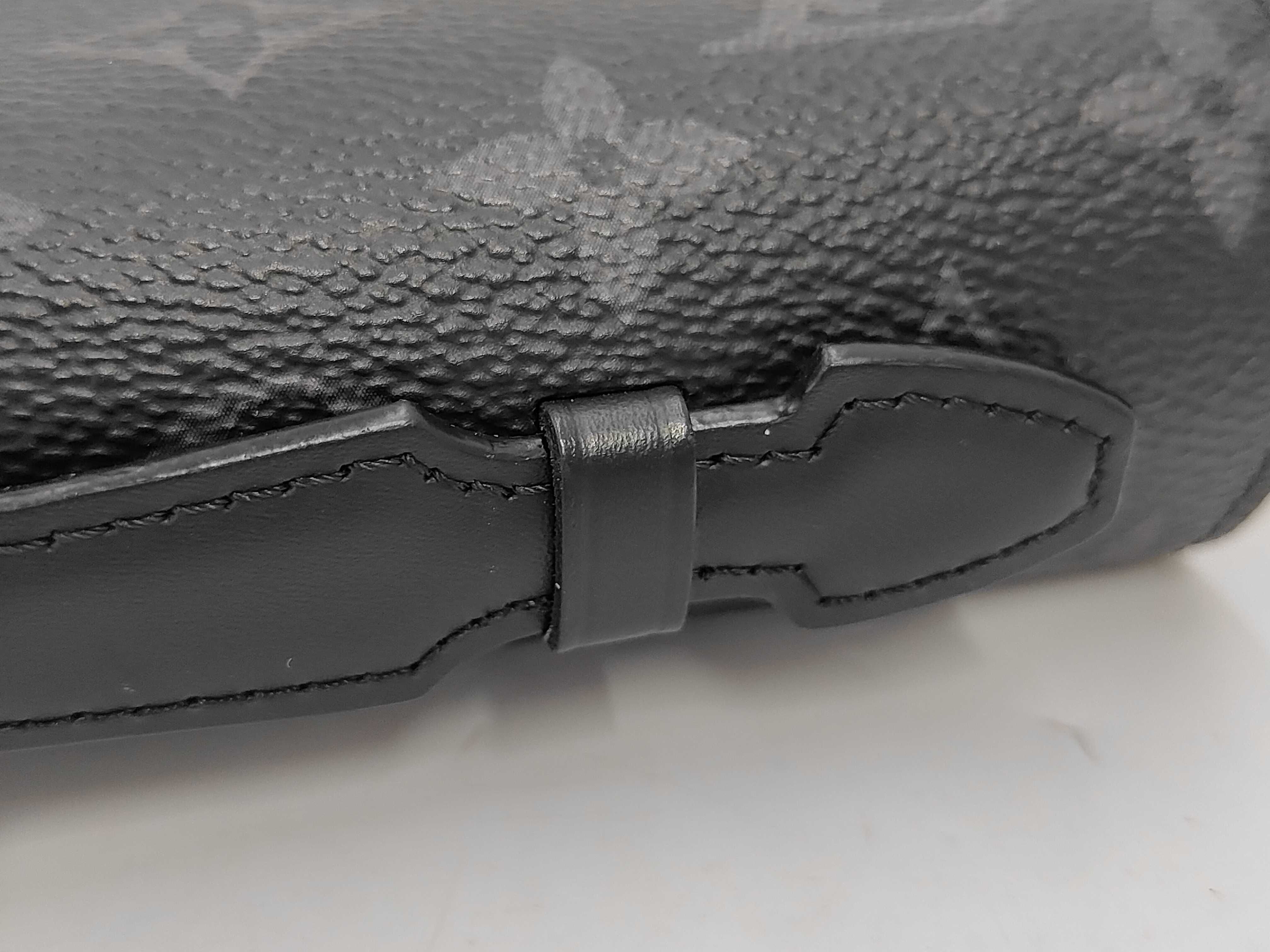 M61698 Zippy XL Wallet — view 6