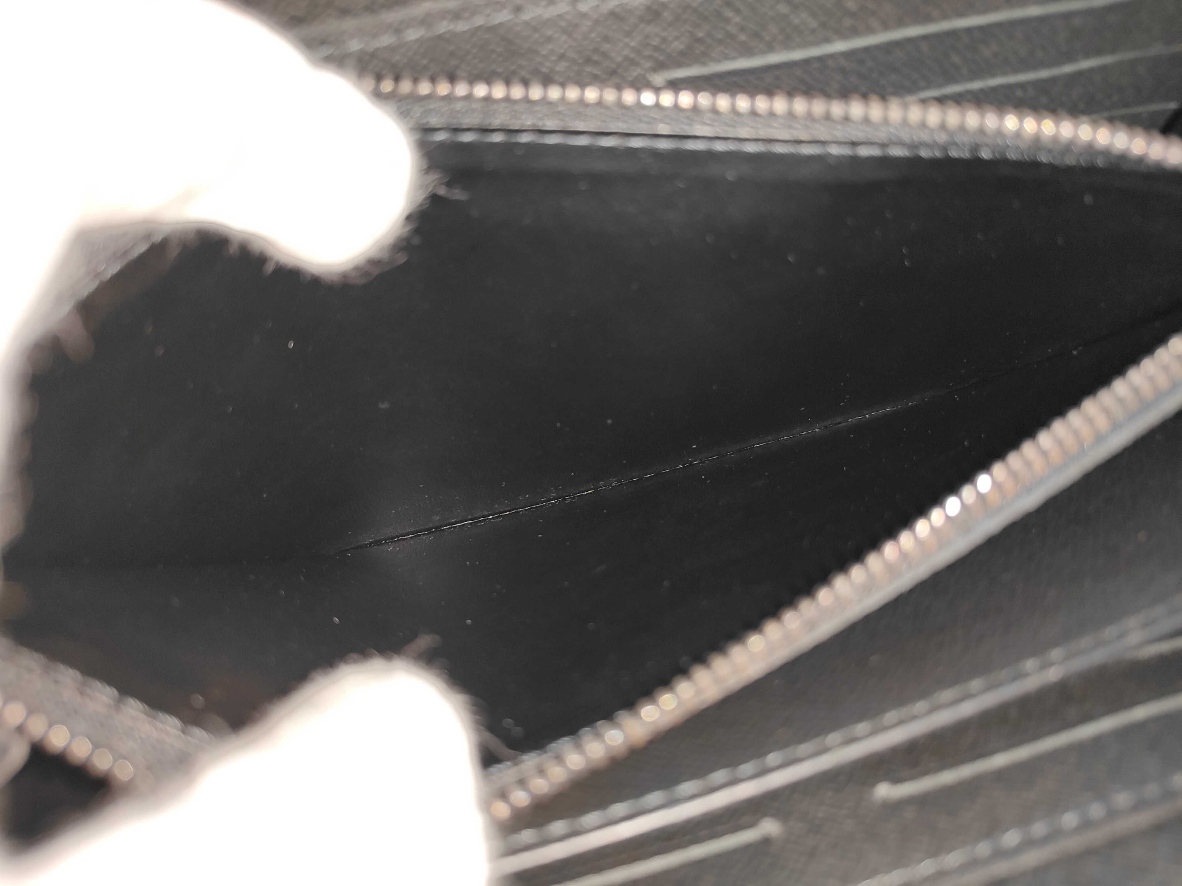 M61698 Zippy XL Wallet — view 9