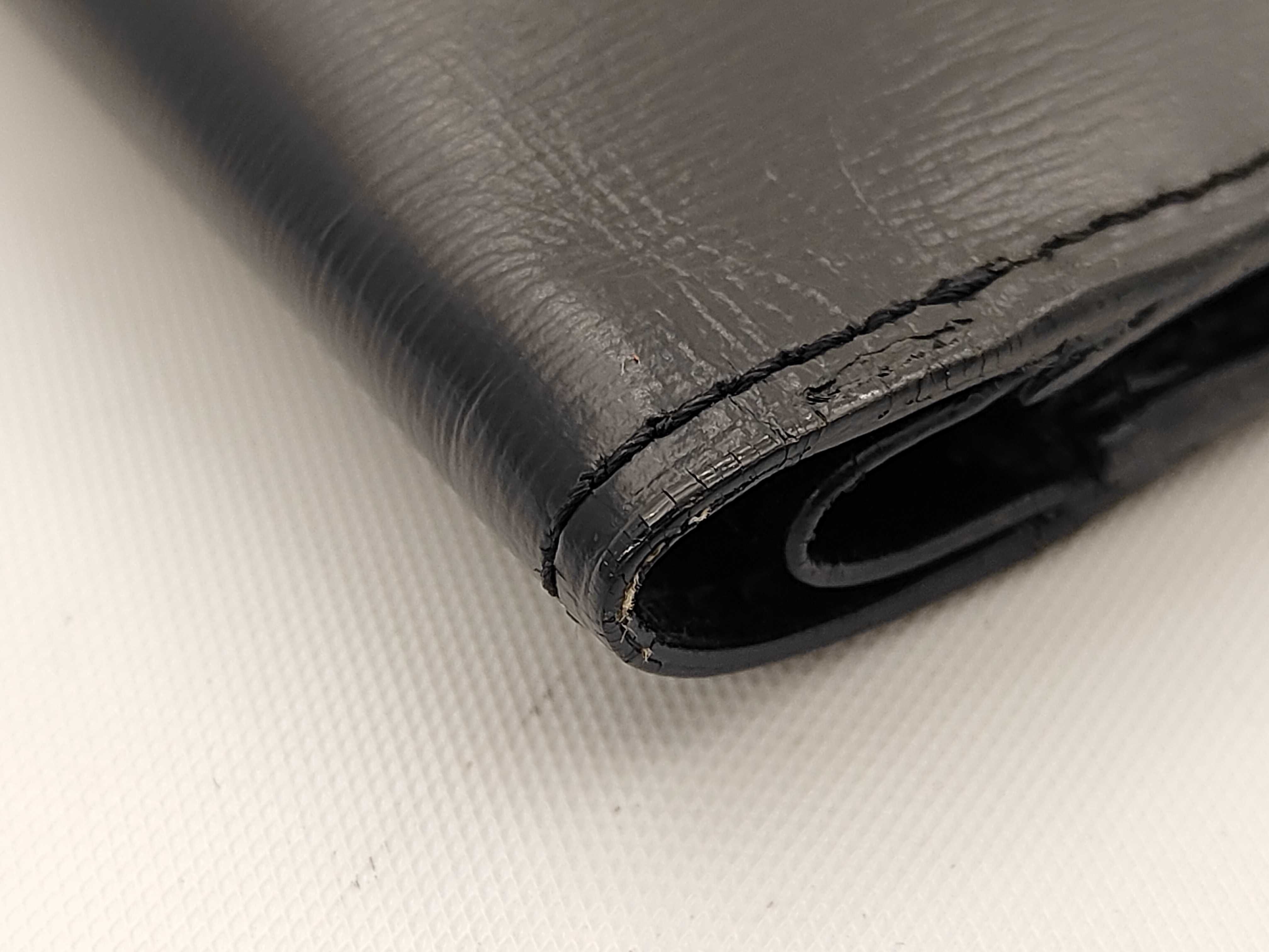 wallet — view 3