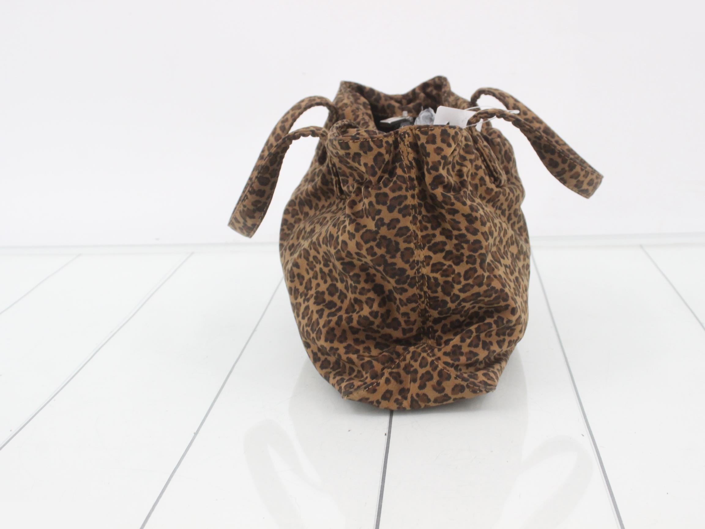 handbag — view 3