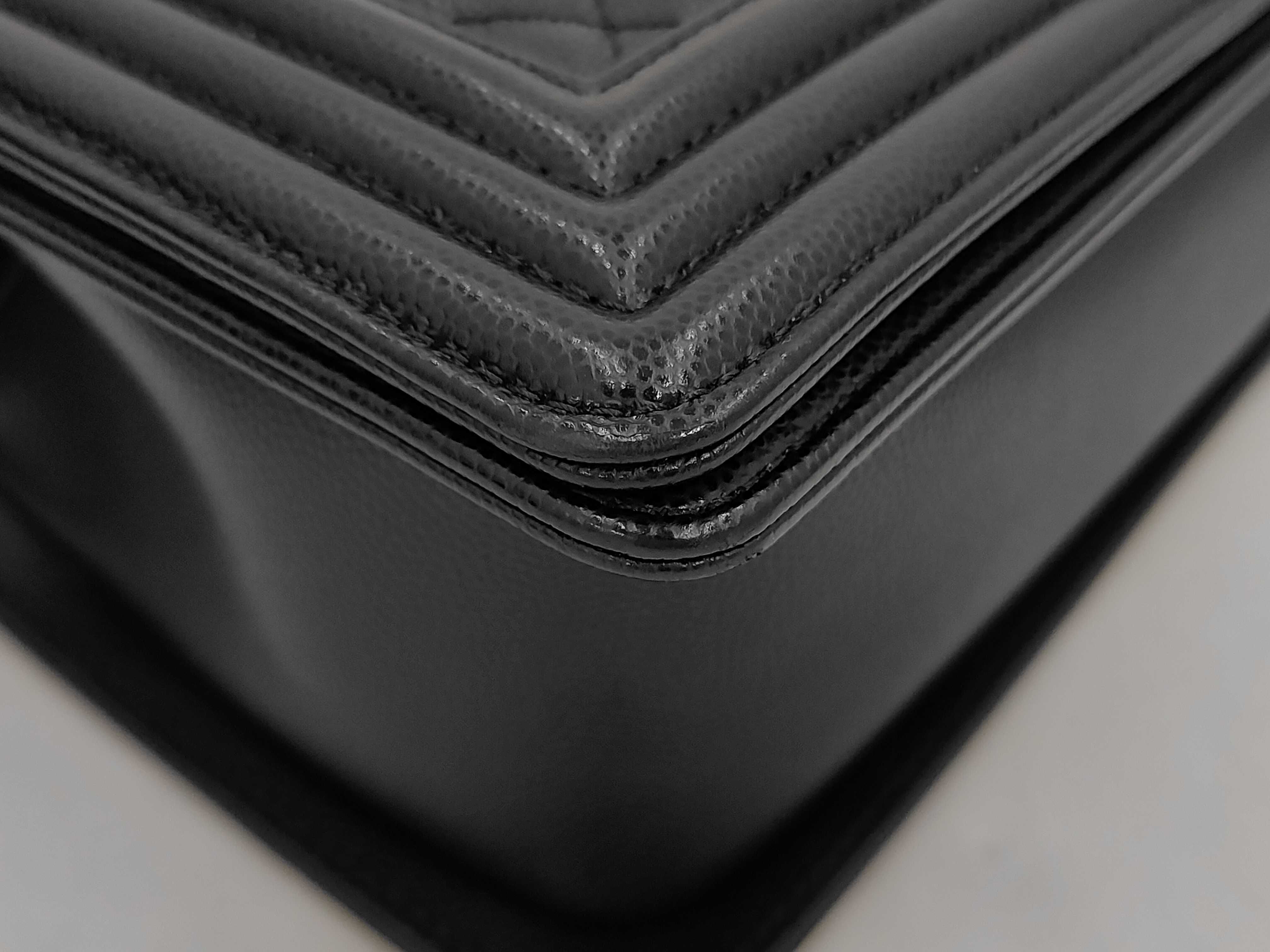 Boy Chanel 25 Chain Shoulder Bag — view 3
