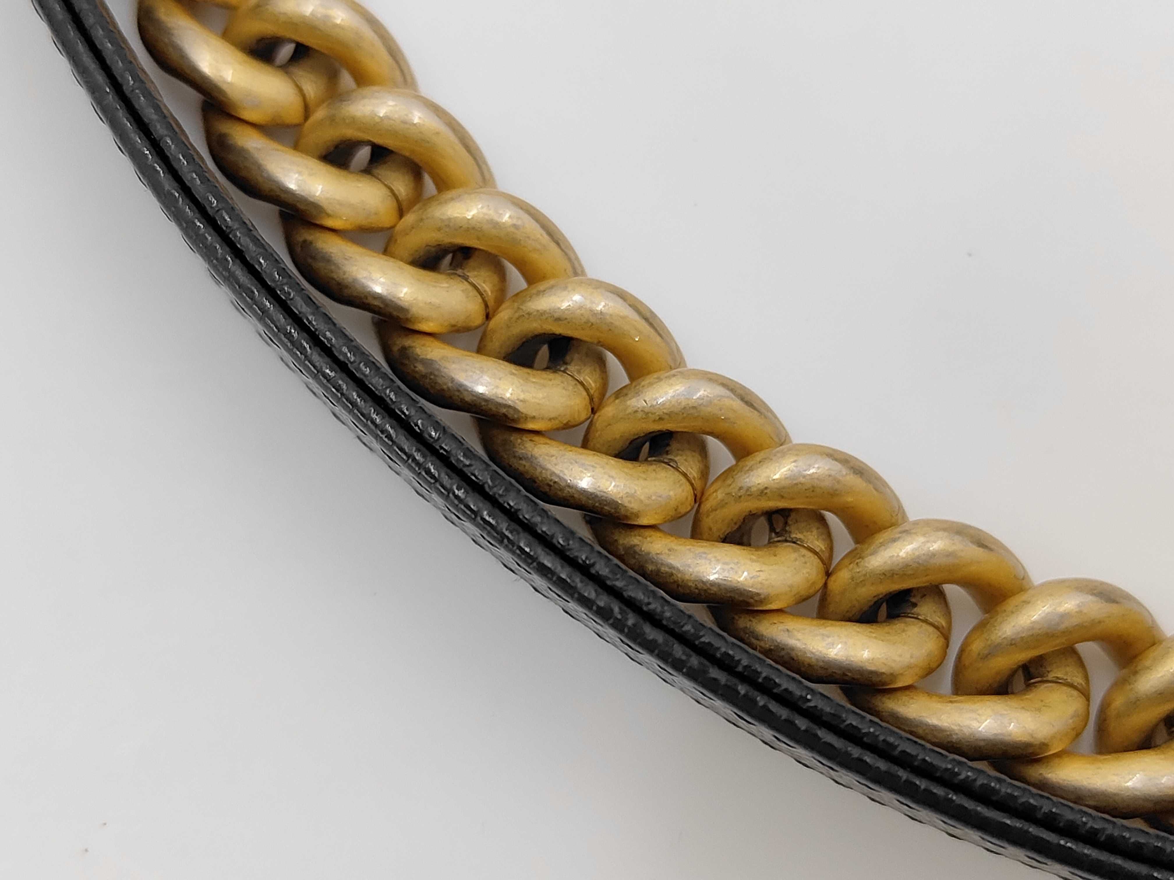 Boy Chanel 25 Chain Shoulder Bag — view 6