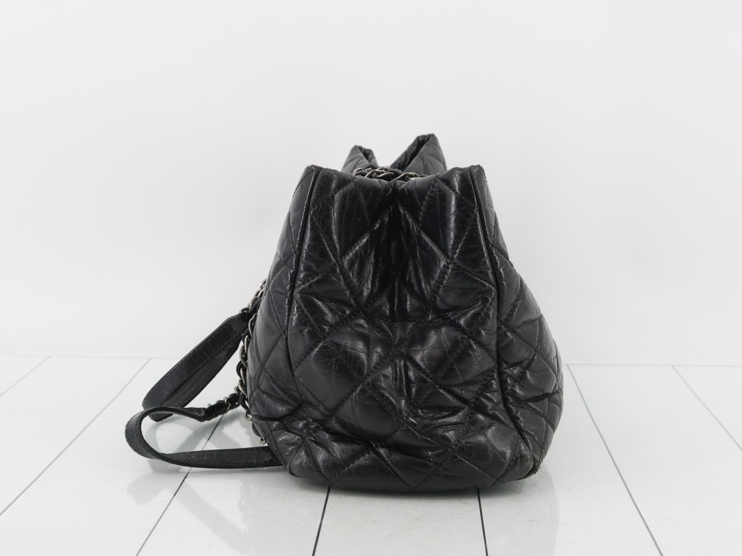Chain shoulder bag, black, S-shaped hardware — view 4