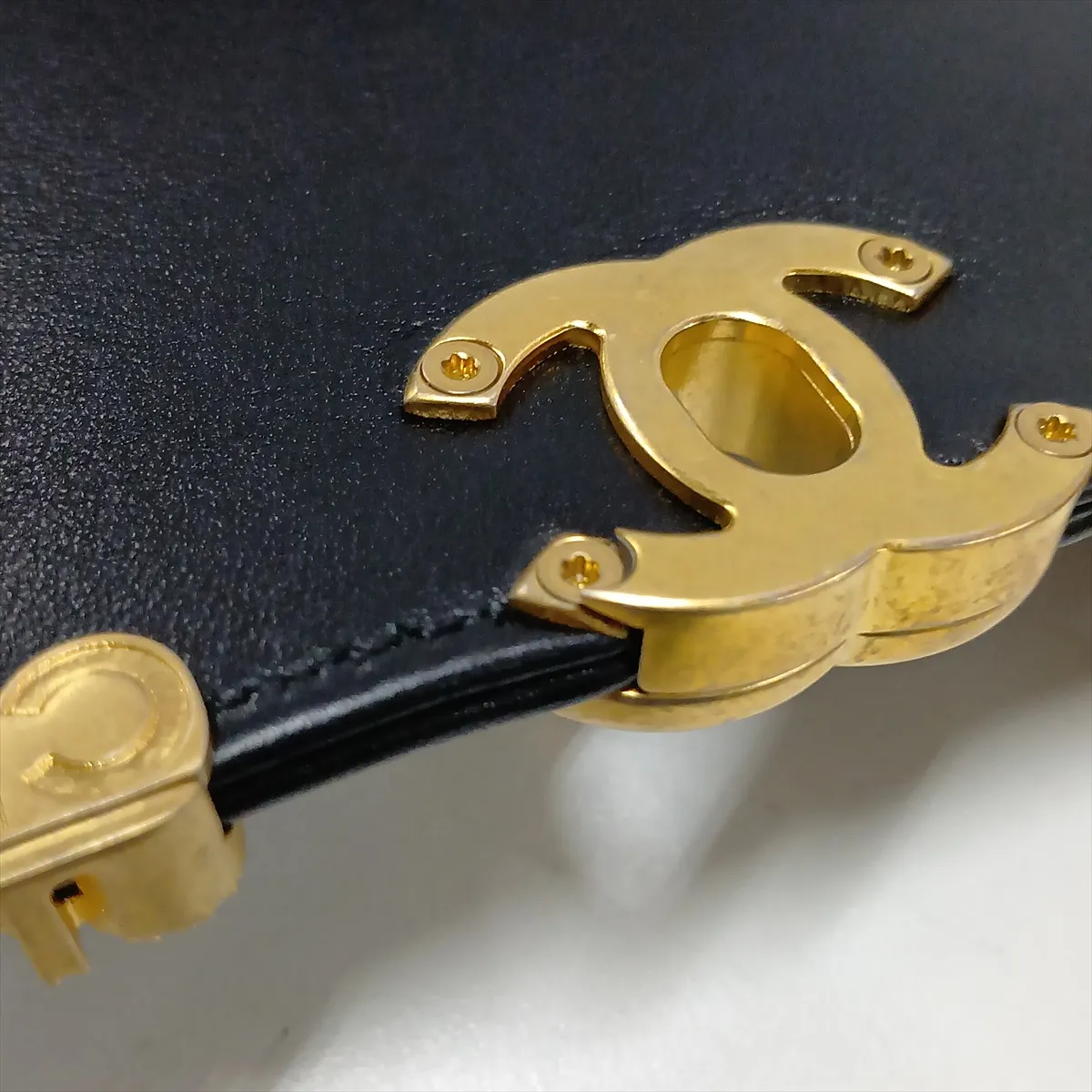 Matelassé Lambskin Chain Shoulder Bag, Pearl Black with Gold Hardware, H0PC601J, Random Plate — view 11