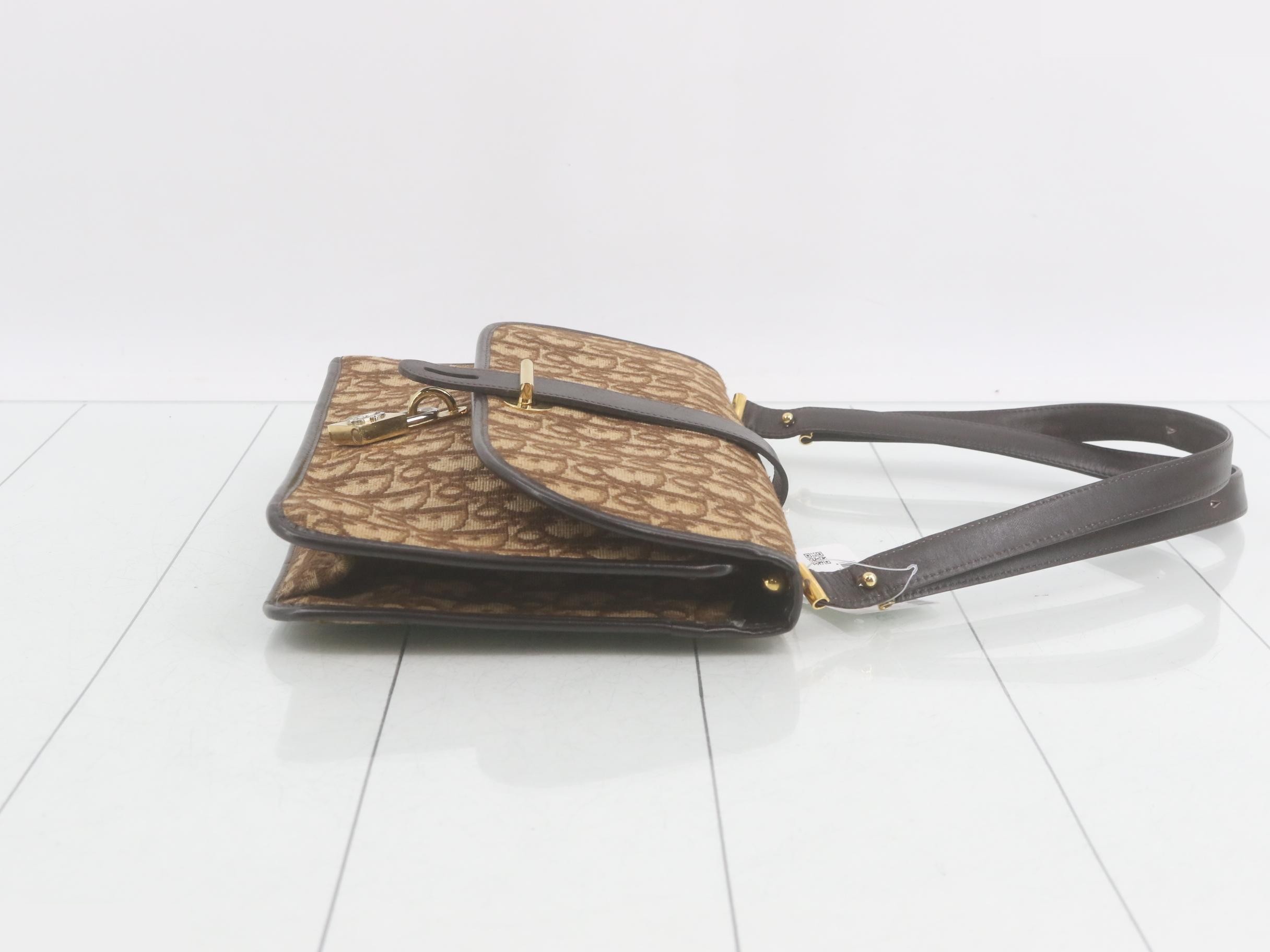 Trotter (bag) - Shoulder bag — view 3