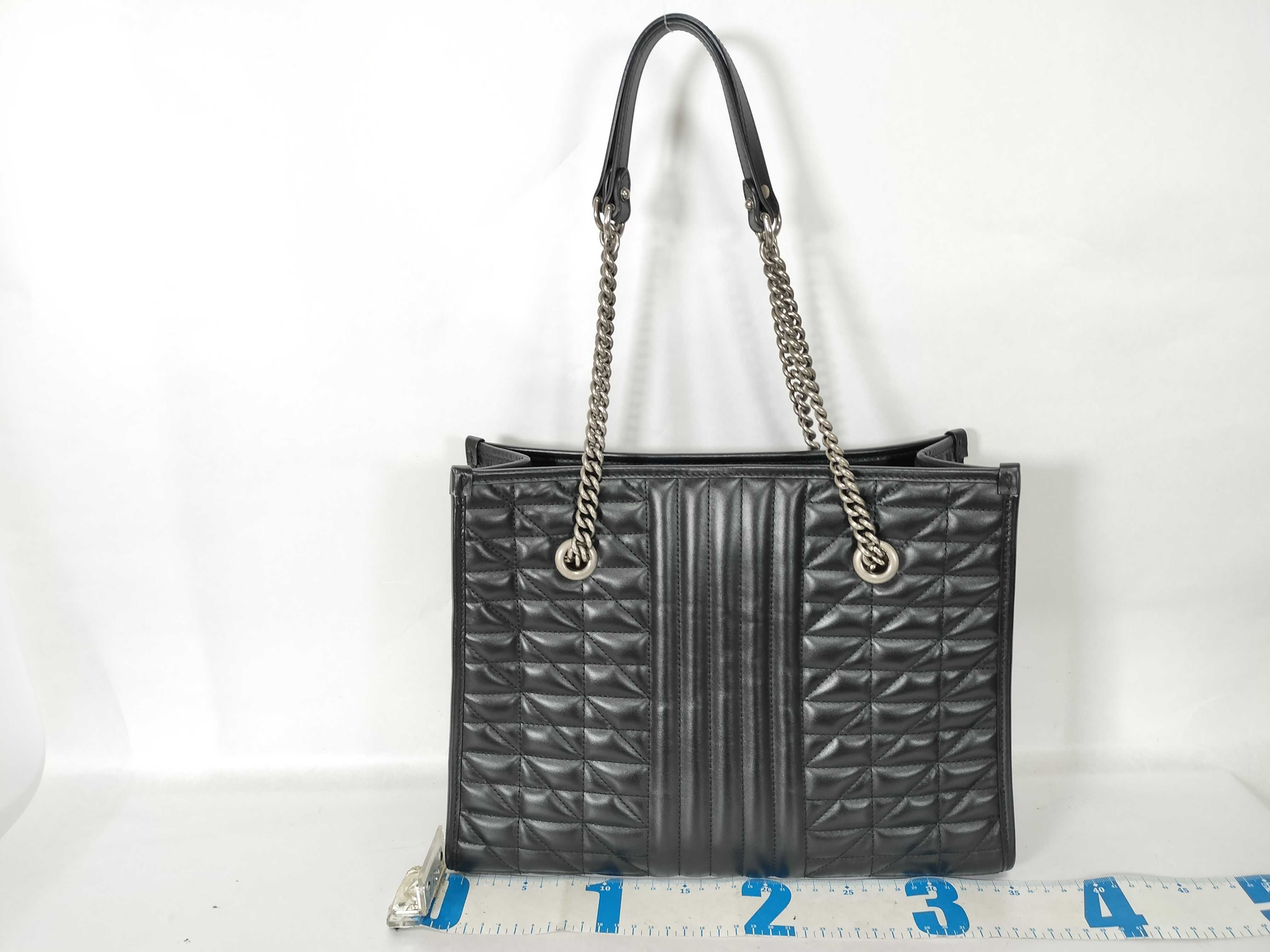 GG Marmont Chain Shoulder Bag — view 2