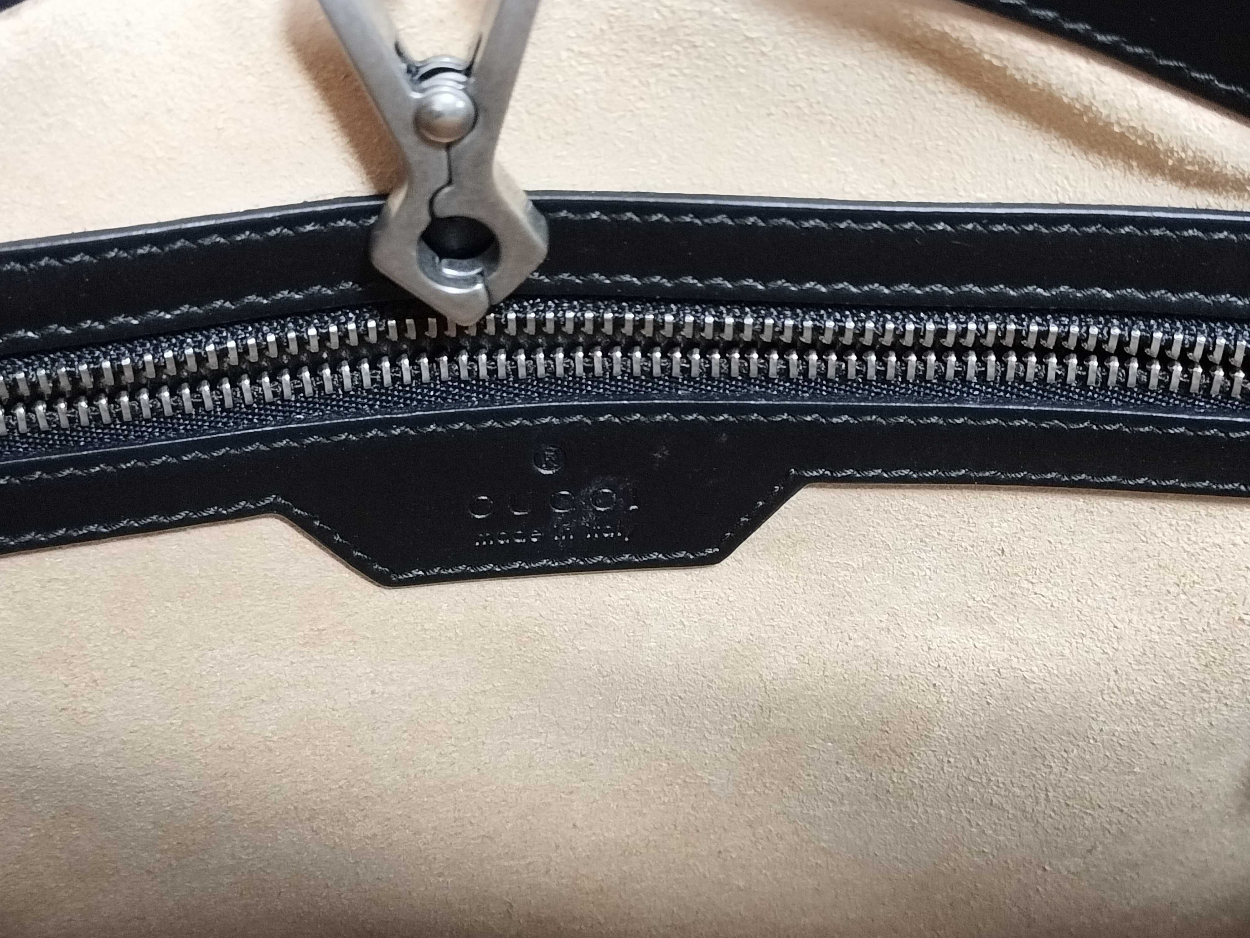 GG Marmont Chain Shoulder Bag — view 10