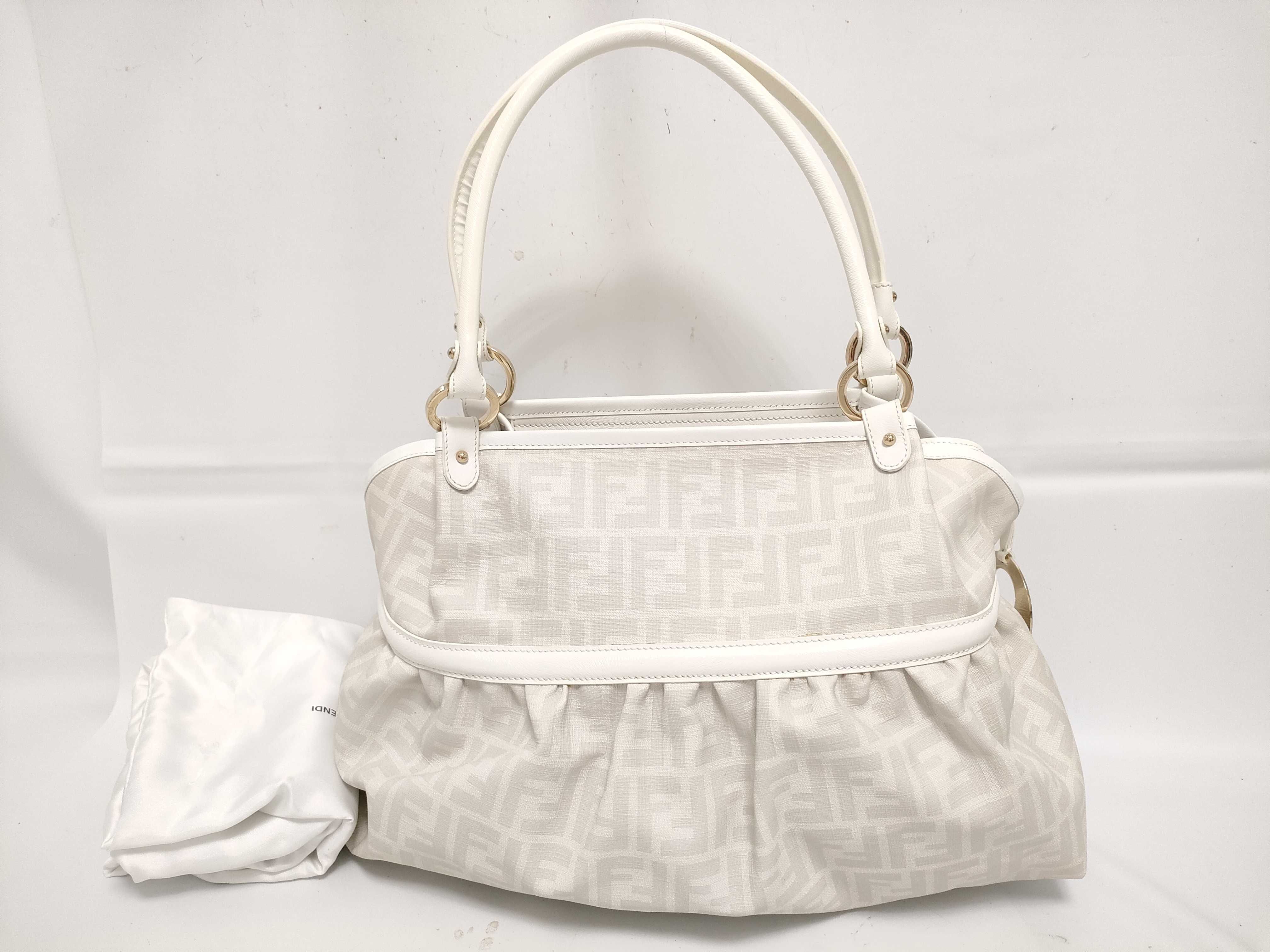 Zucca pattern Fendi Zucca PVC x Leather Shoulder Bag White Shoulder Bag