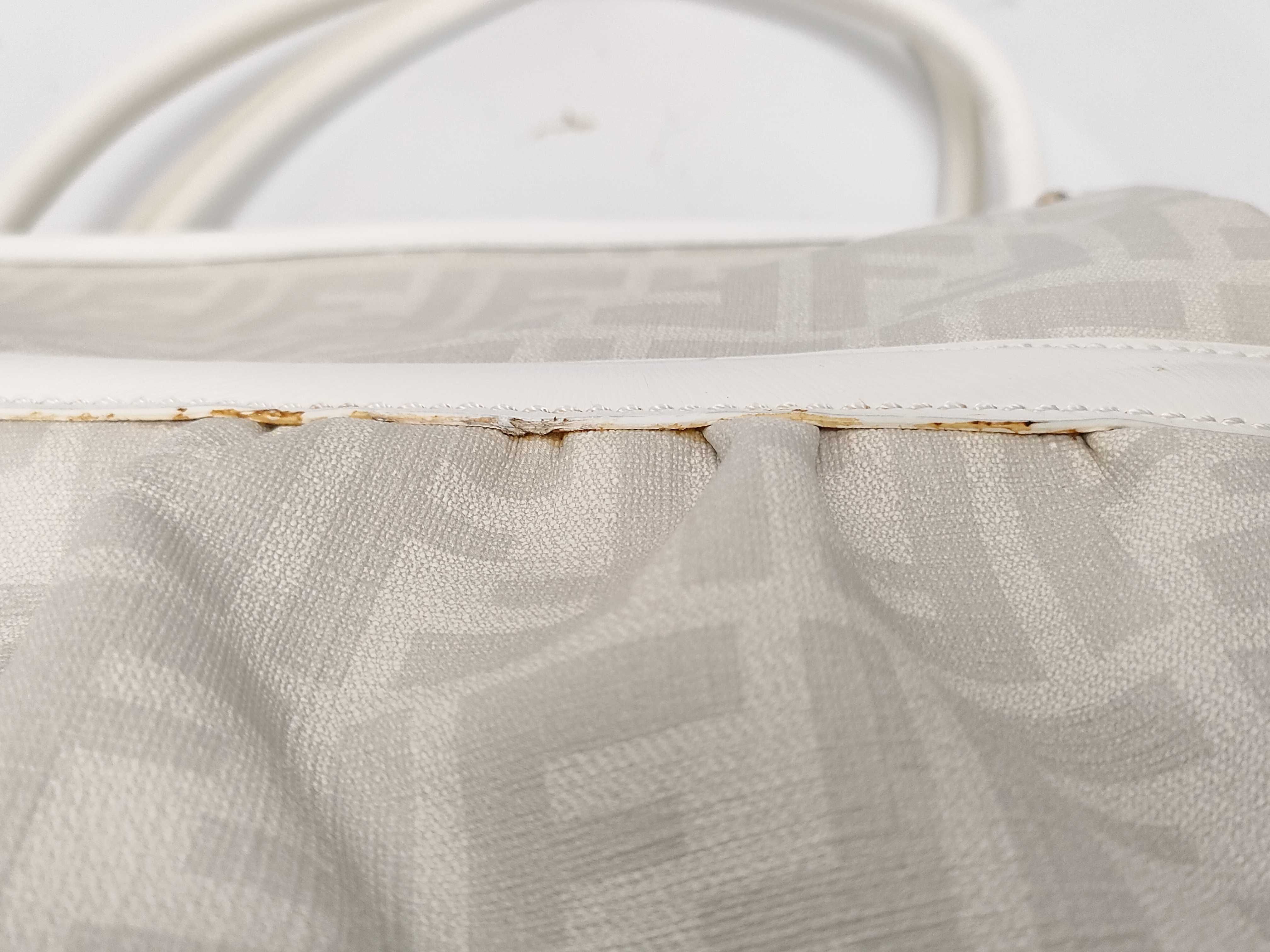 Zucca pattern Fendi Zucca PVC x Leather Shoulder Bag White Shoulder Bag — view 8