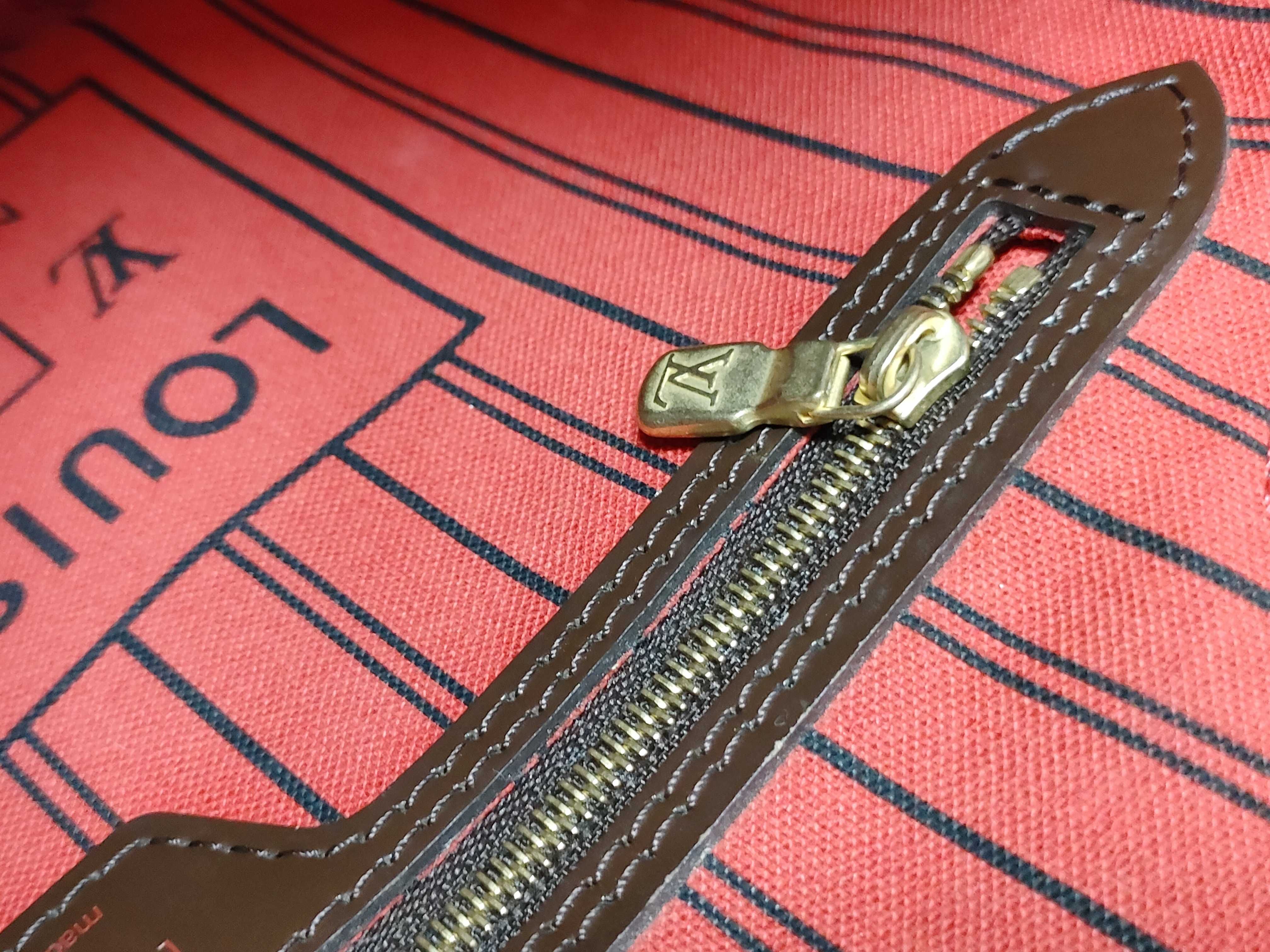Damier Vuitton Neverfull MM N40599 Tote Bag — view 10
