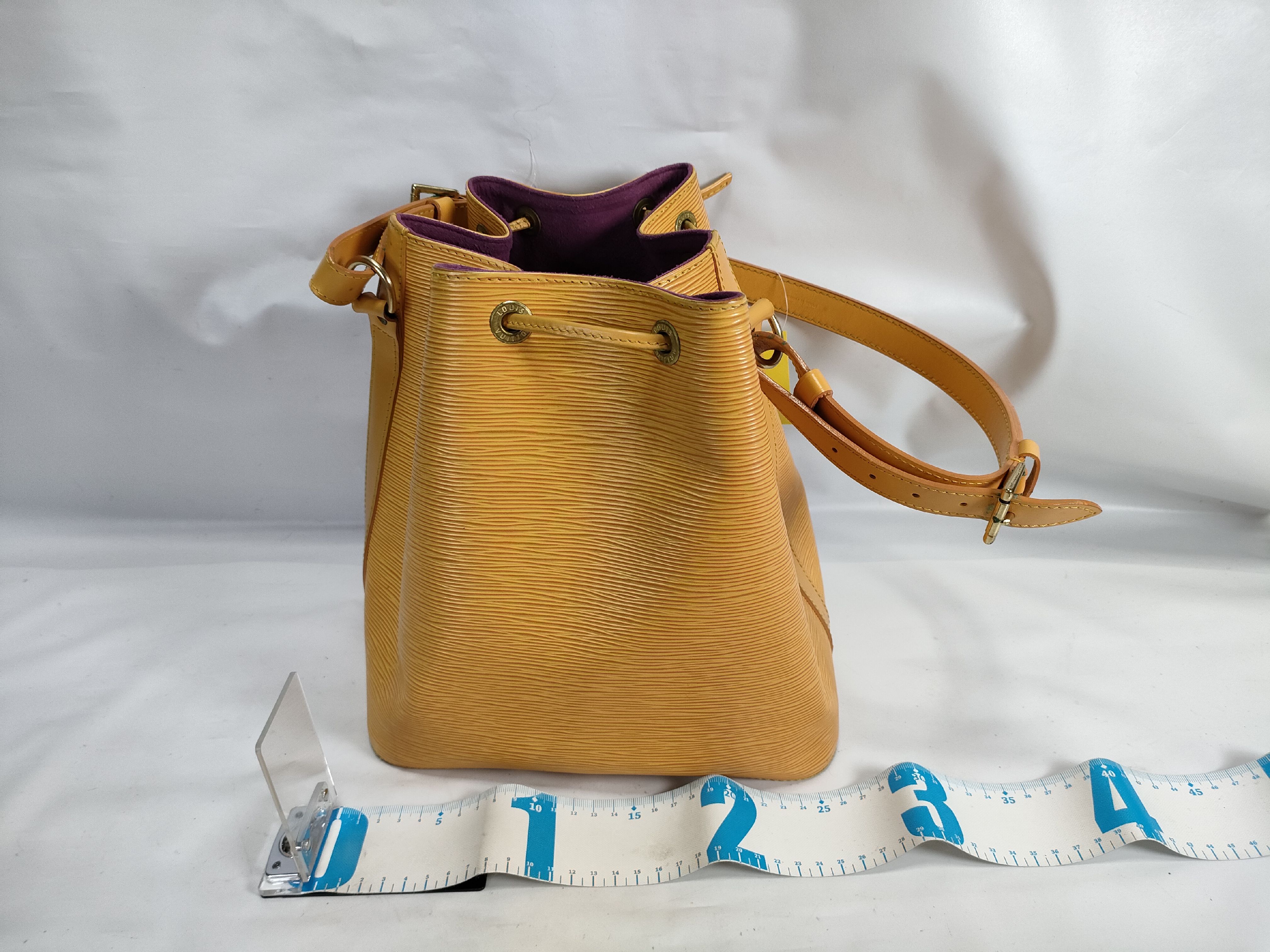 Epi Noe Shoulder Bag — view 2