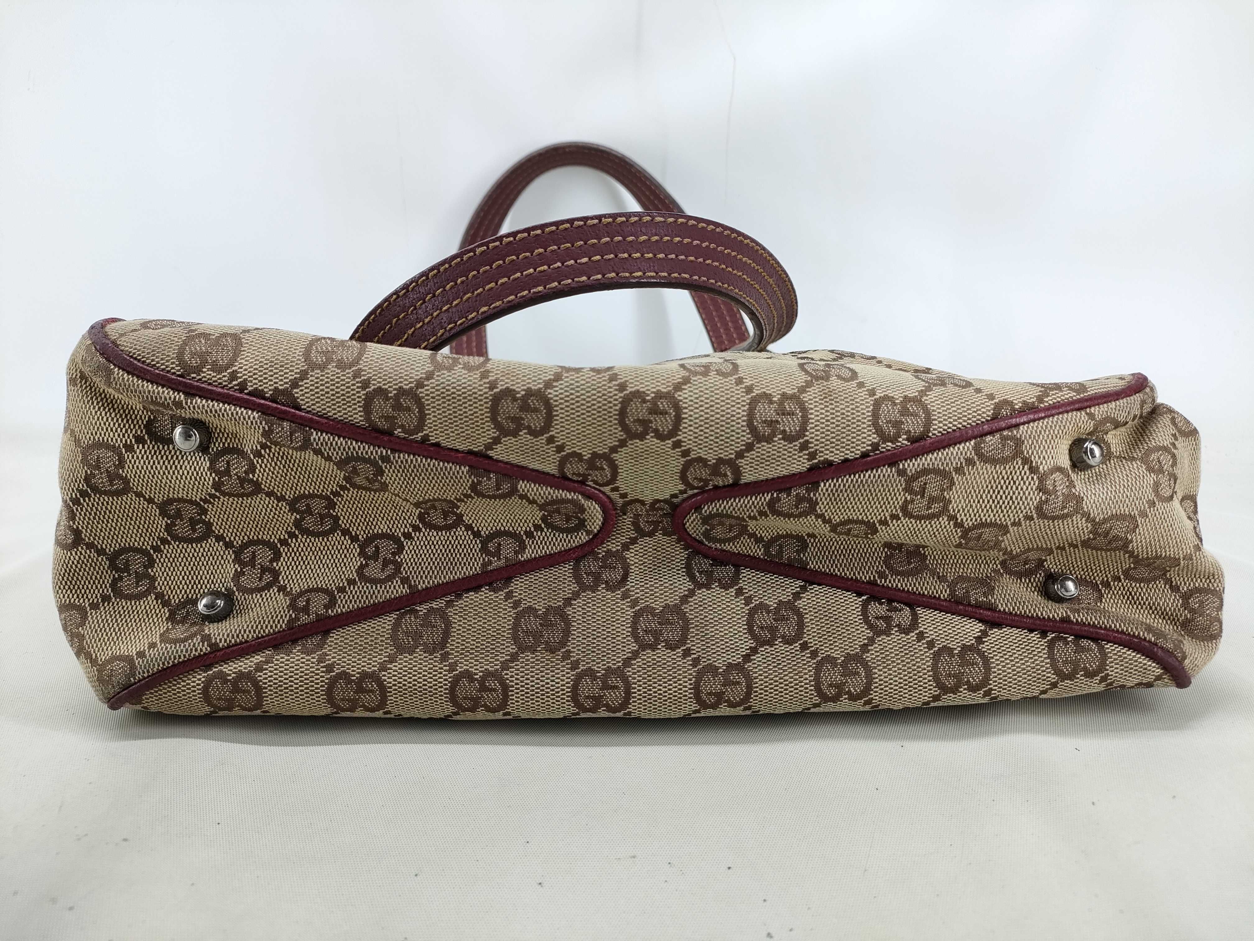 GG Canvas Handbag — view 3