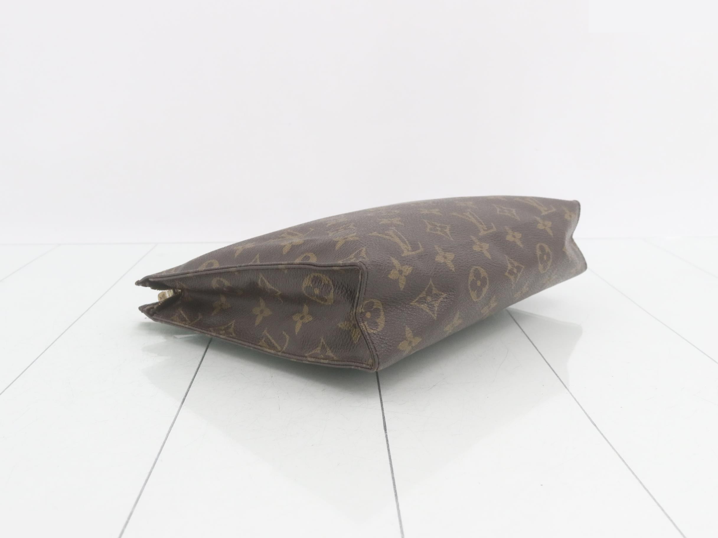Pochette Toilette 26 Monogram M47542 — view 5