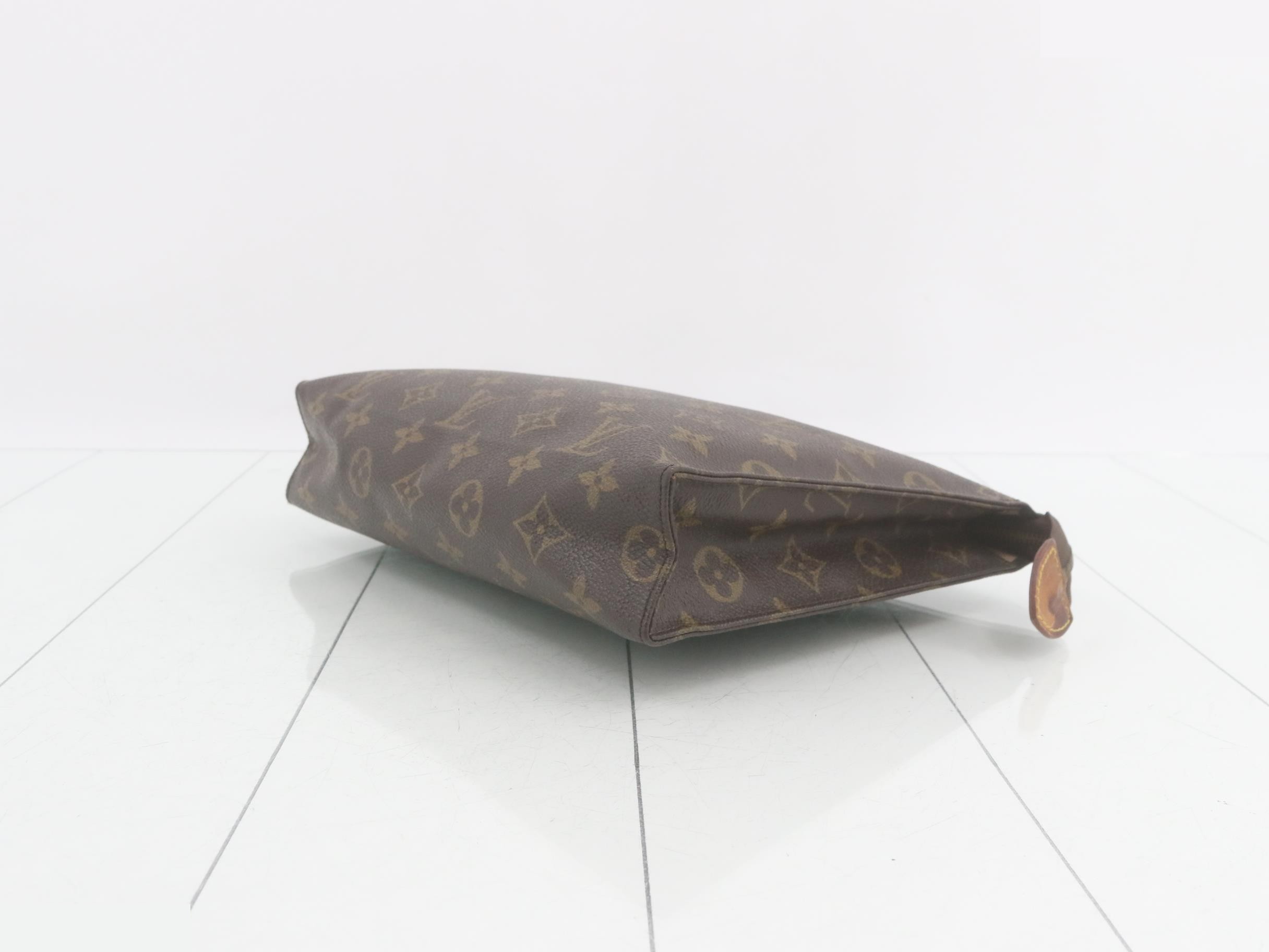 Pochette Toilette 26 Monogram M47542 — view 6