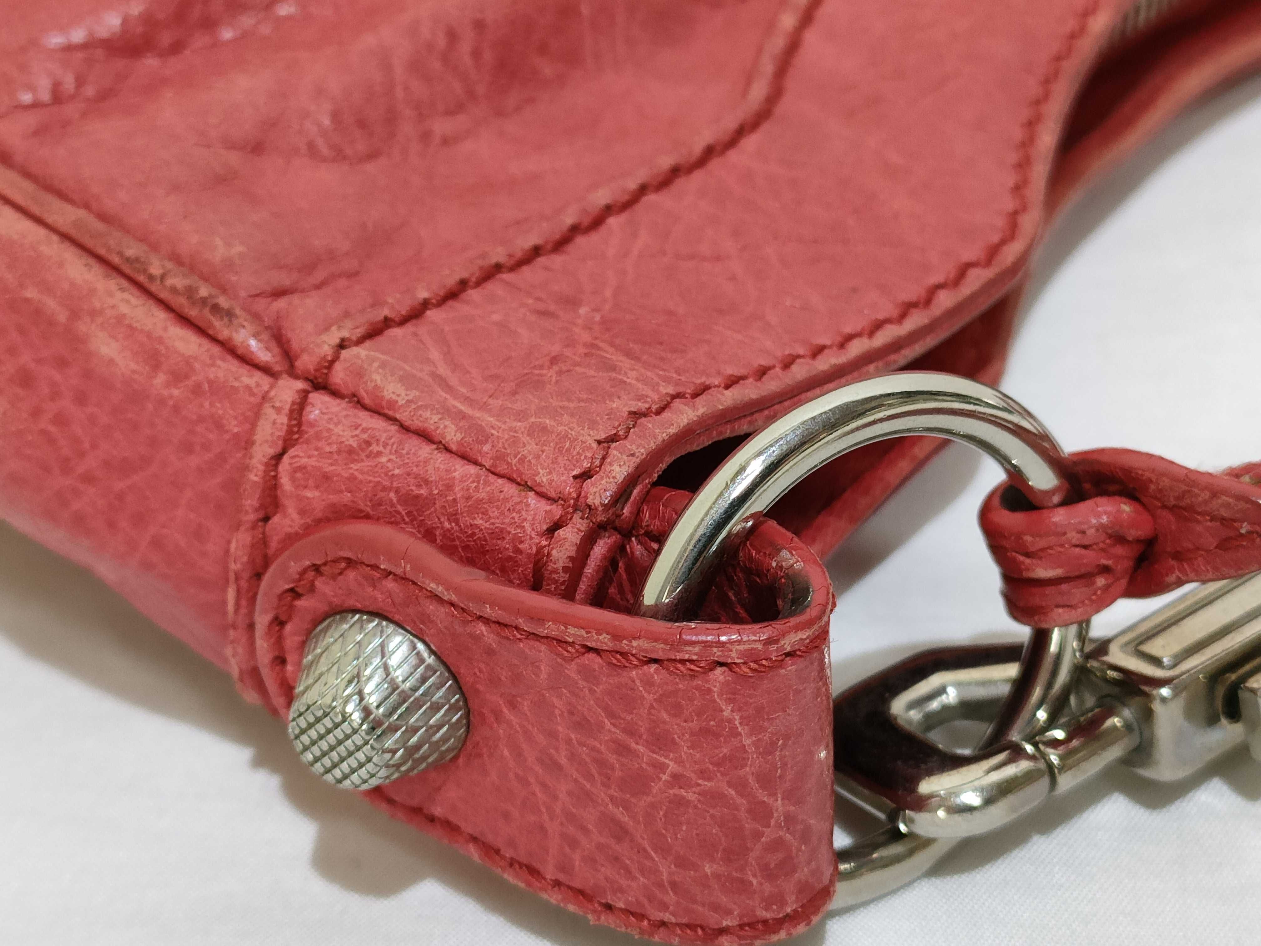 The City Shoulder Bag, Red — view 5