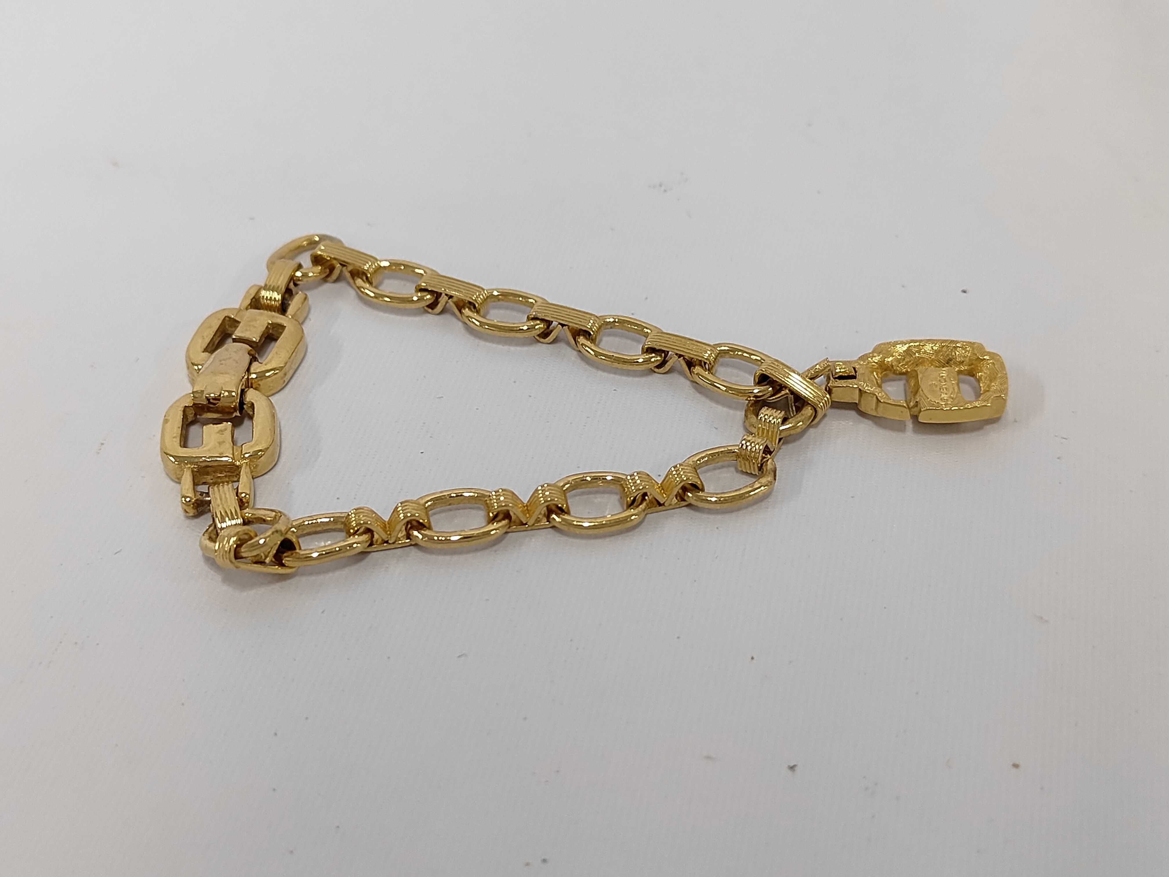 G-Logo Crystal Gold Bracelet (Bracelet/Bangle) — view 3