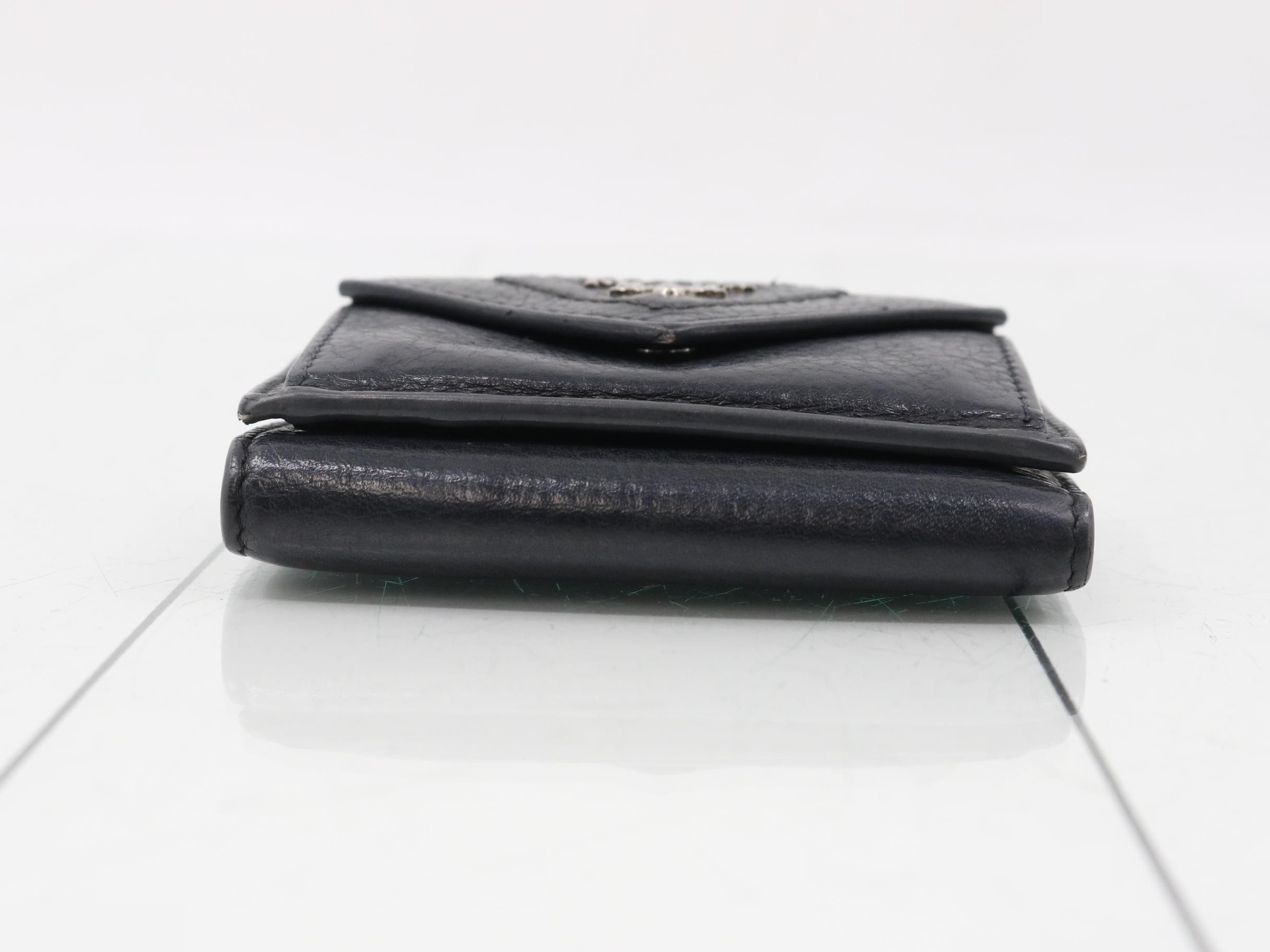 Other lines: Bags and Wallets — view 3
