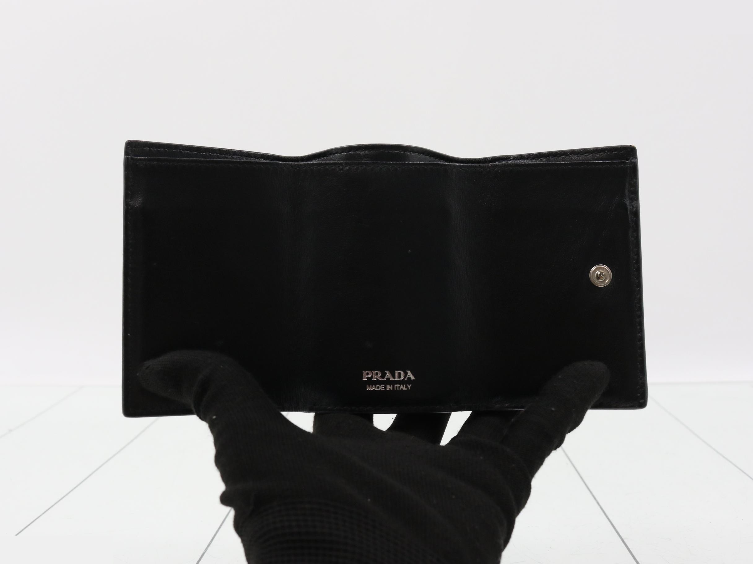 Other lines: Bags and Wallets — view 4