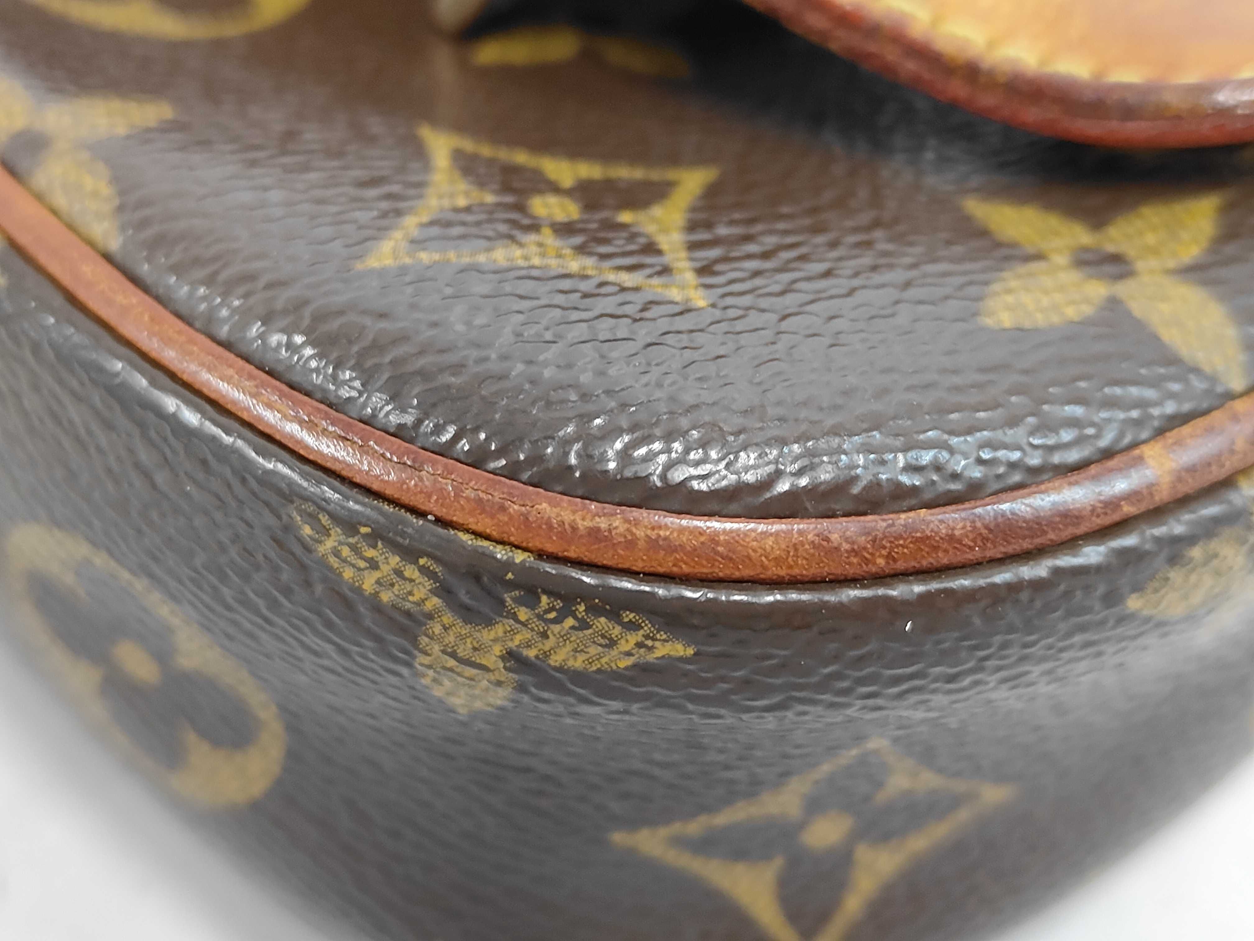 Monogram Pochette Gange CA1003 Body Bag Shoulder Bag — view 3
