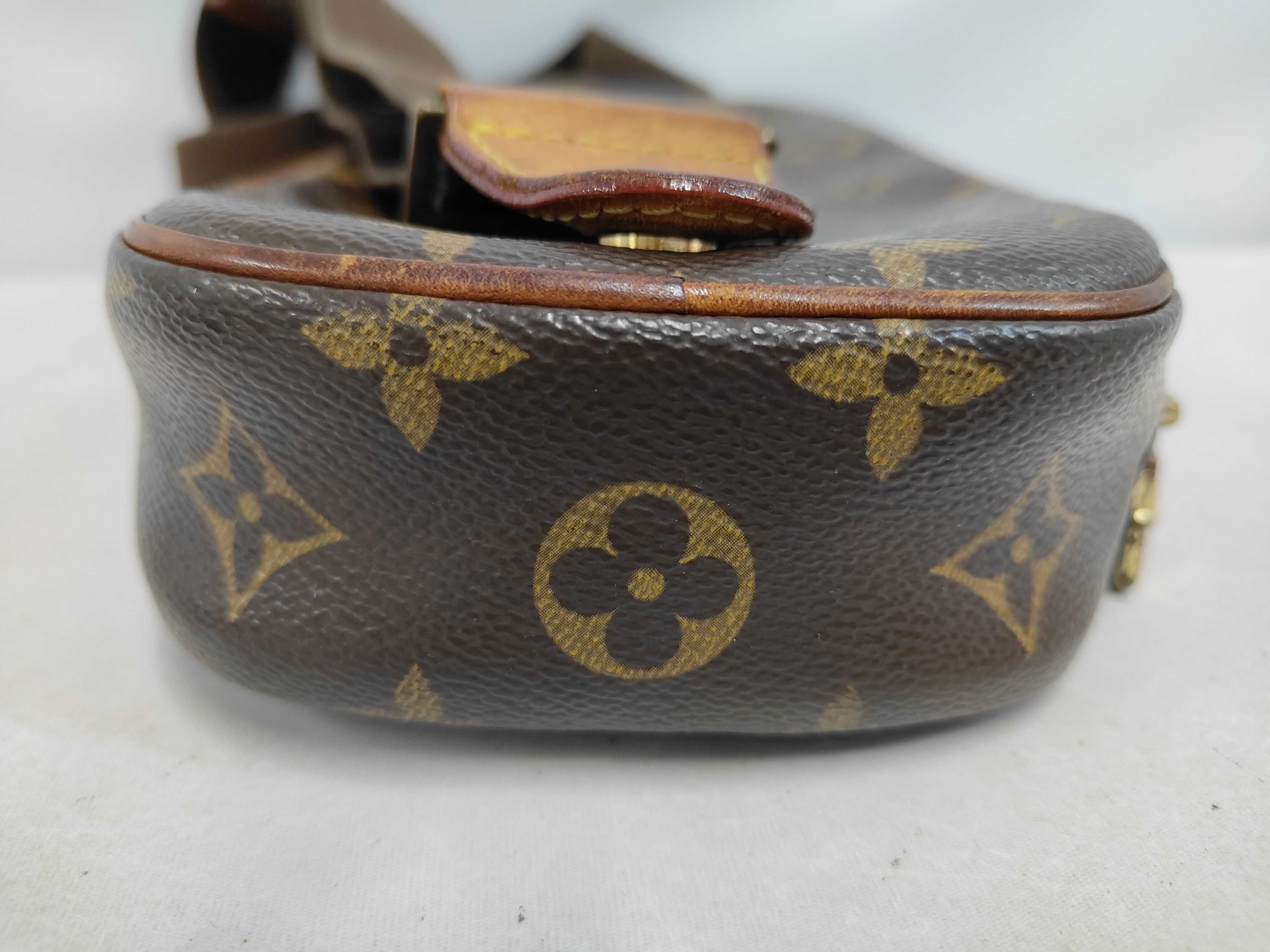 Monogram Pochette Gange CA1003 Body Bag Shoulder Bag — view 4