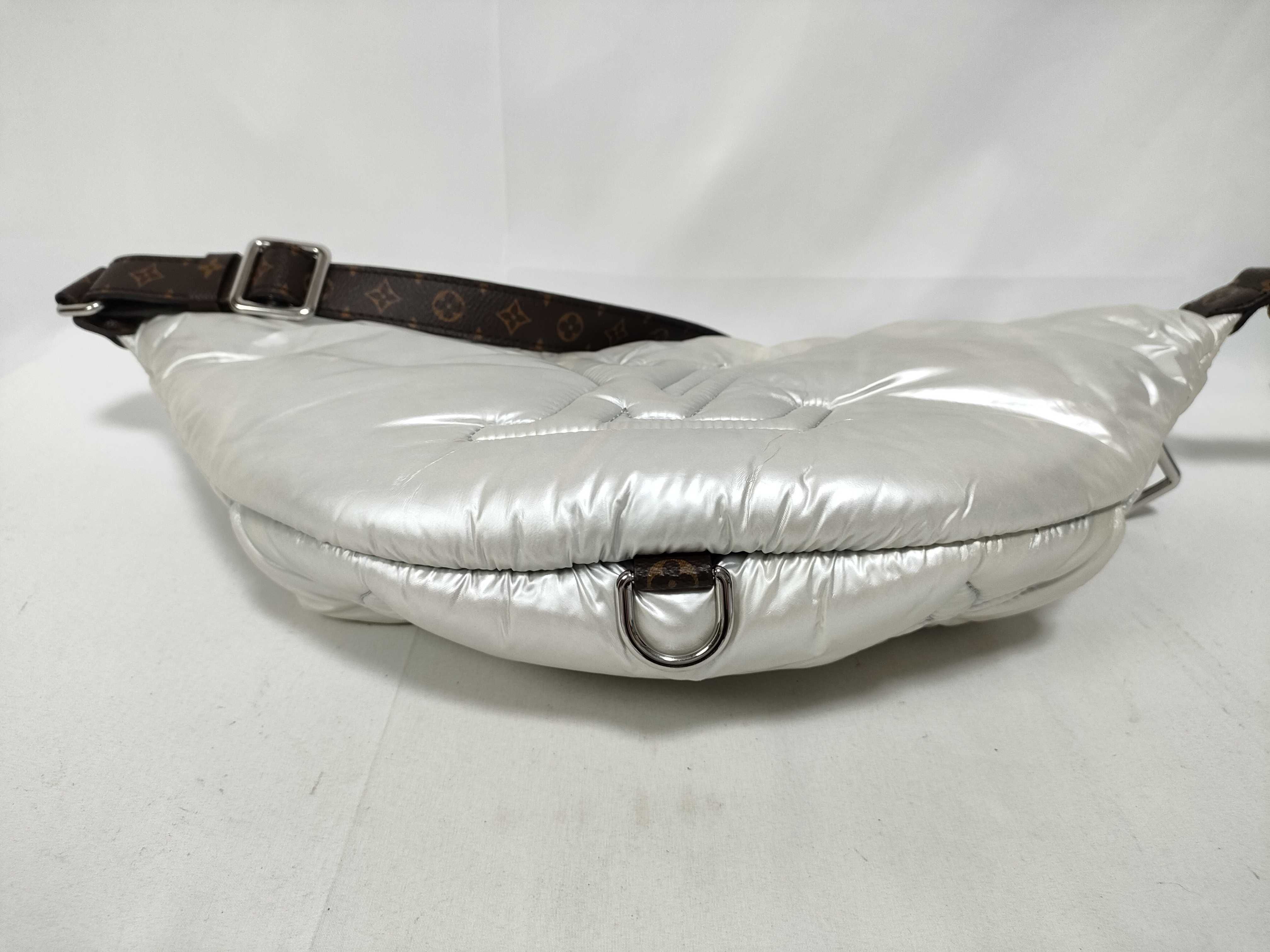 Pillow Maxi Bum Bag (Waist Bag) — view 3