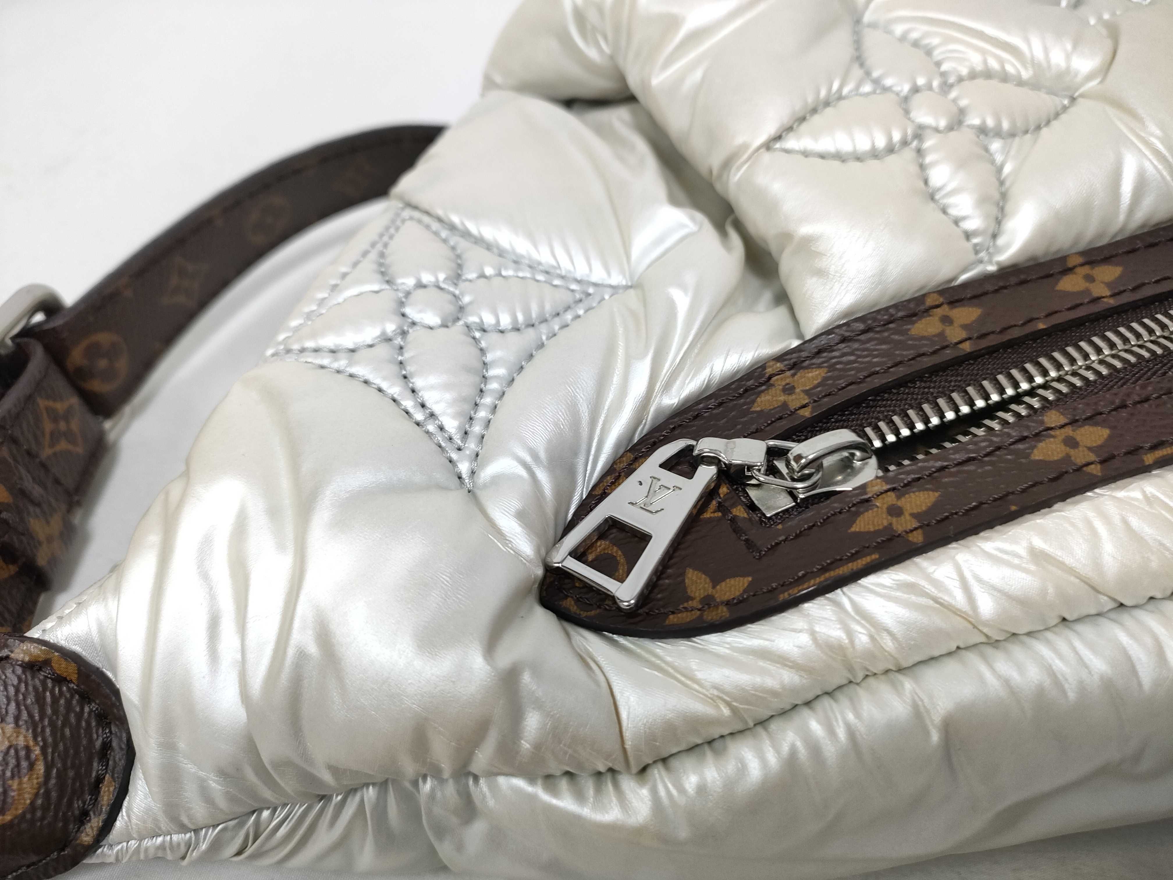 Pillow Maxi Bum Bag (Waist Bag) — view 10