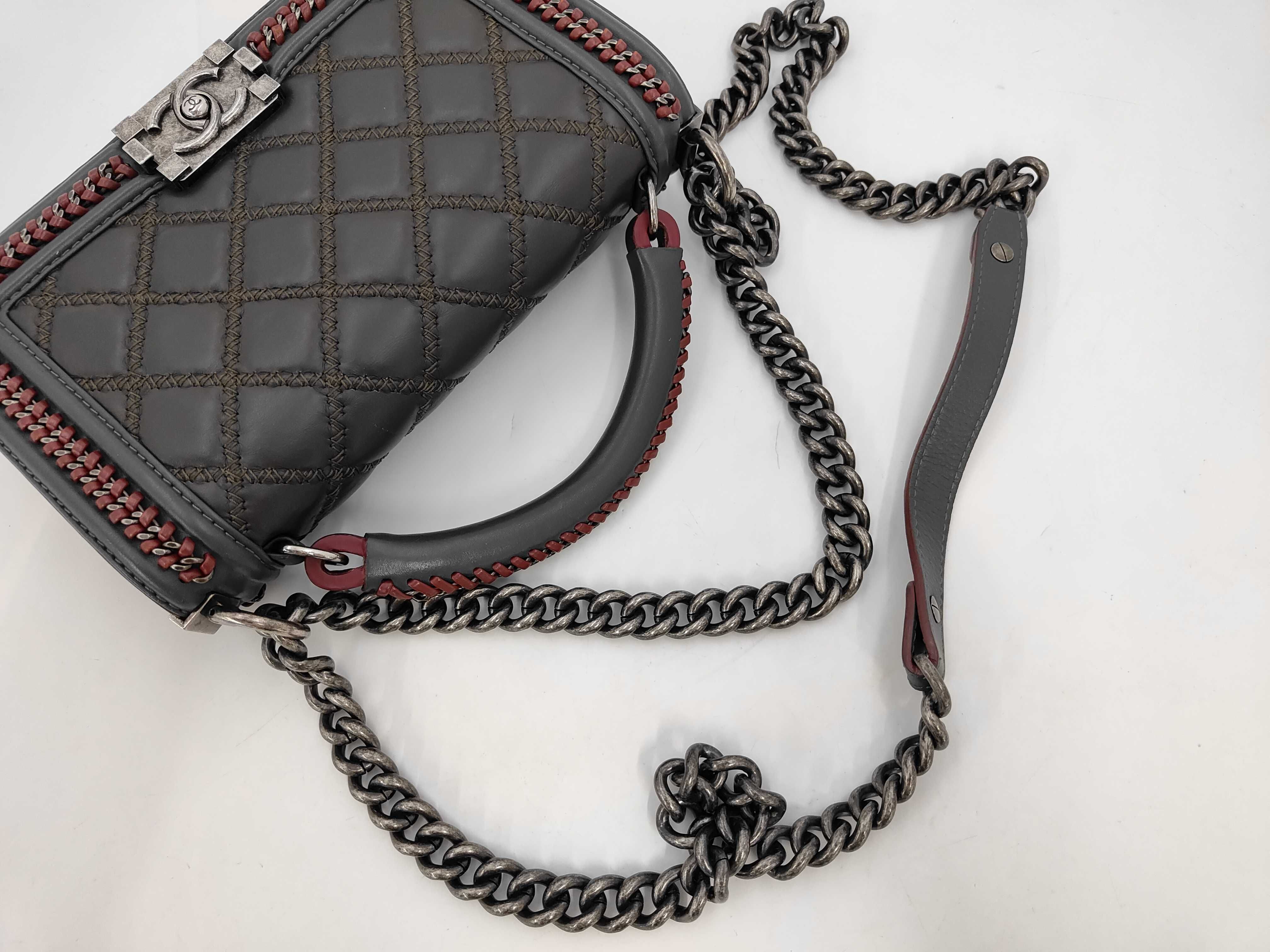 Boy Chanel Shoulder Bag — view 5