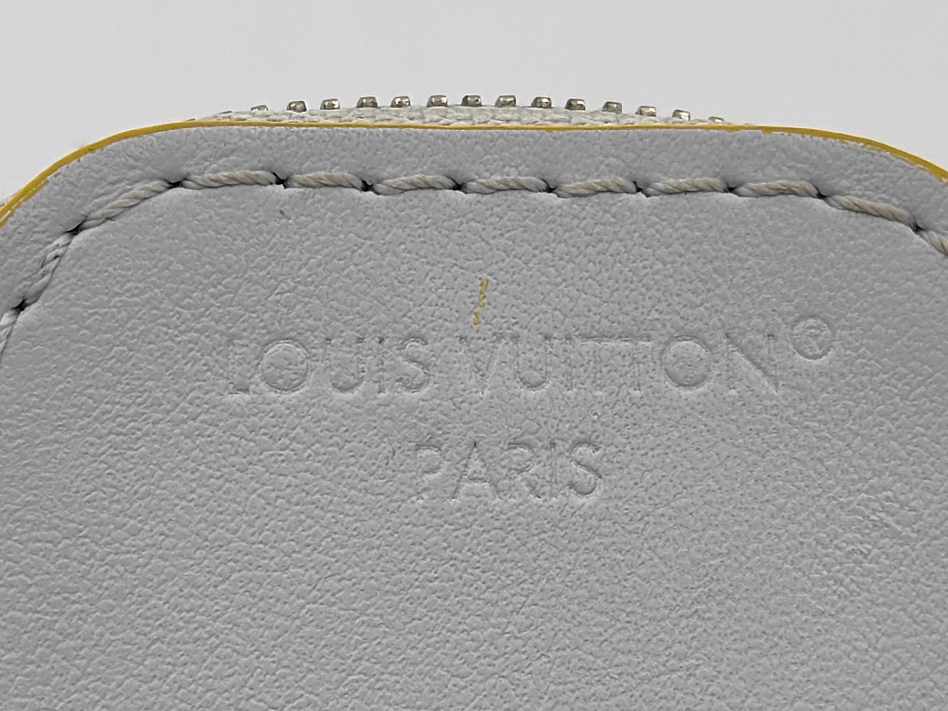 Monogram Glow Avenue Sling Bag M15078 Shoulder Bag — view 11