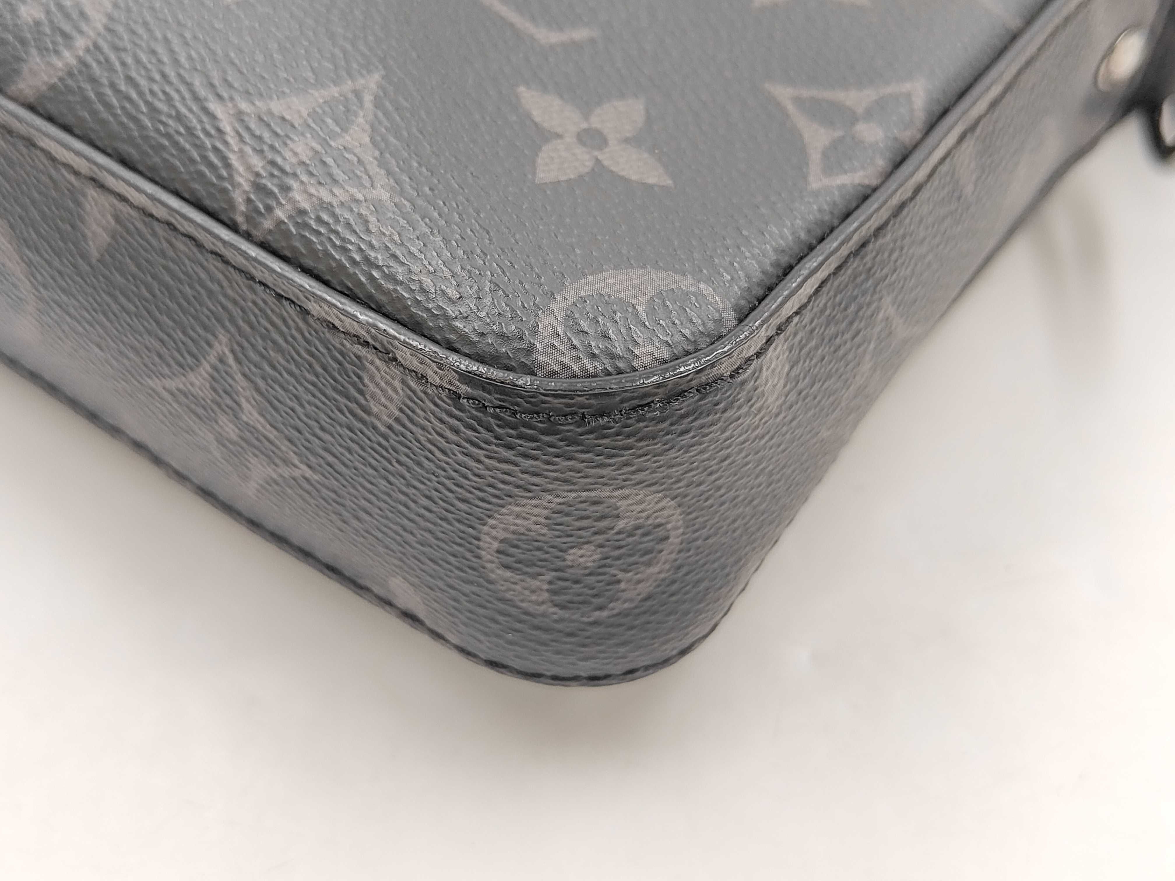 Monogram Eclipse Reverse Trio Messenger M69443 DR3260 Shoulder Bag — view 3