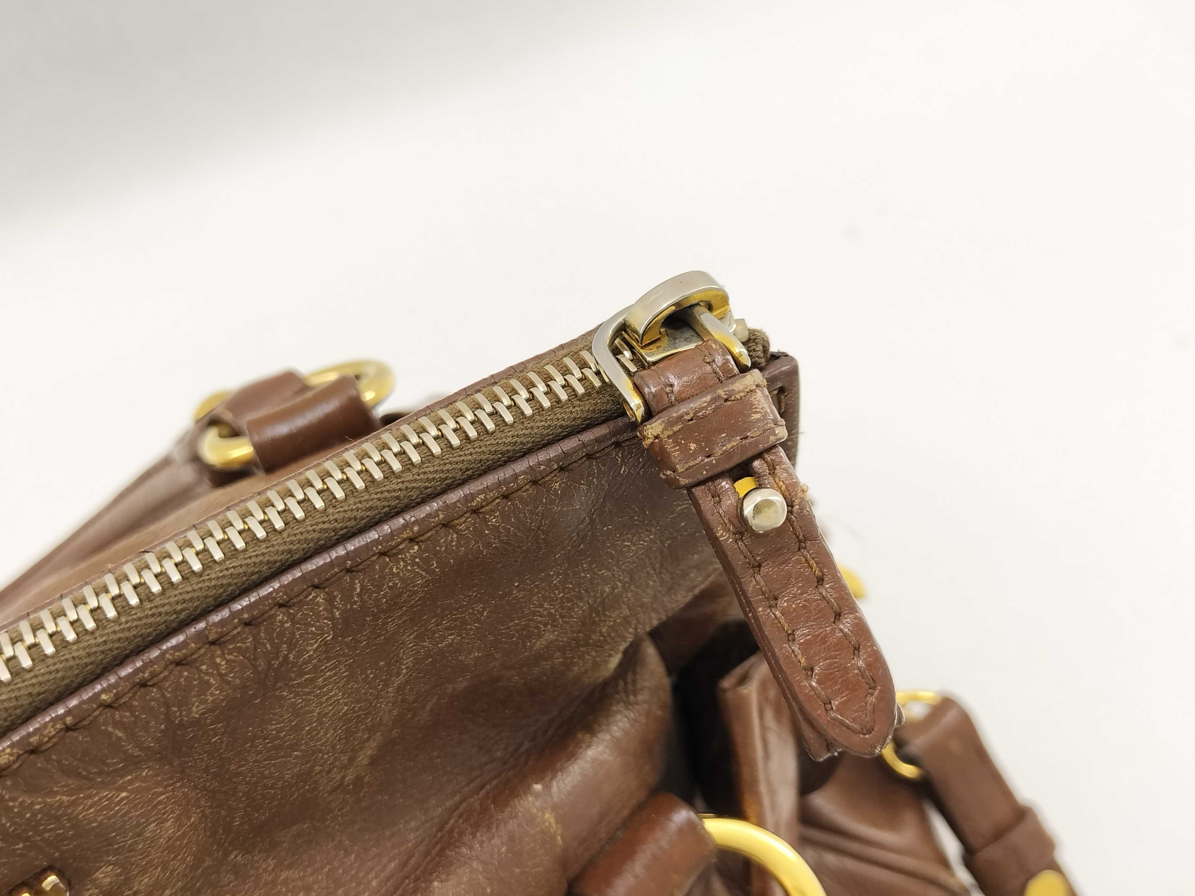 Vitello Lux Side Ribbon 2-Way Bag Leather Brown Handbag — view 11