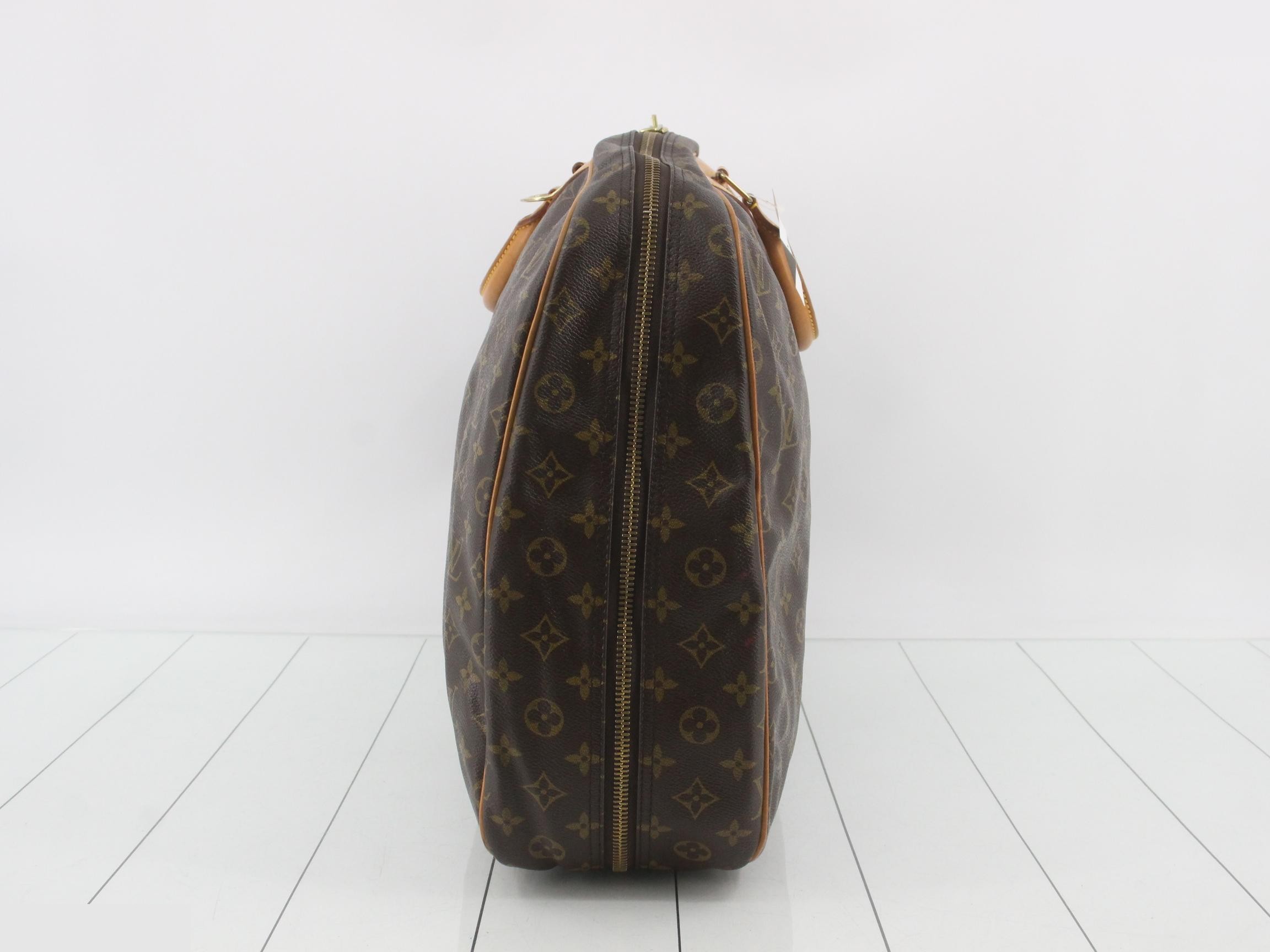 Garment cover — view 3