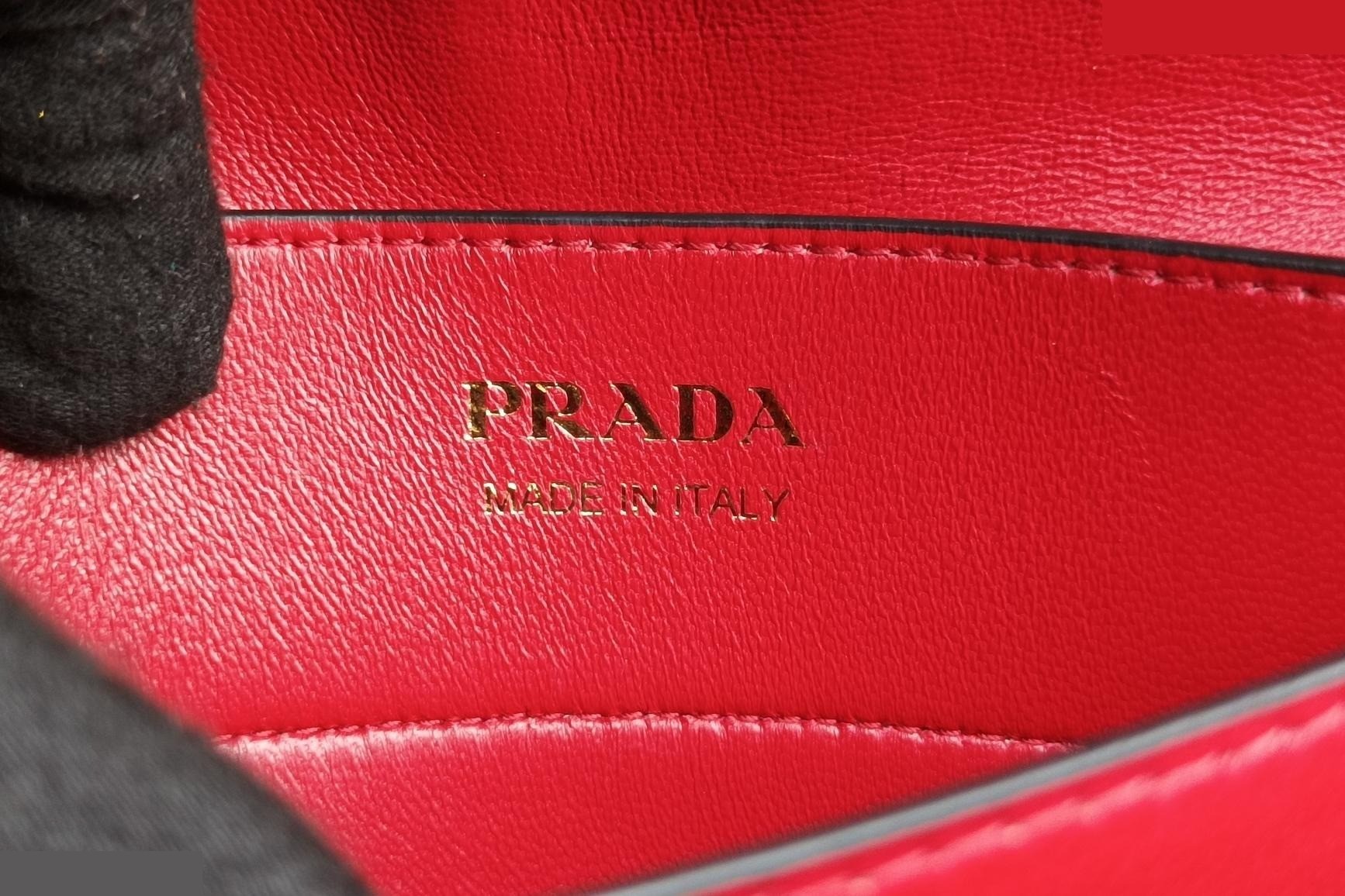 Double Cuir Saffiano Leather Blue — view 7