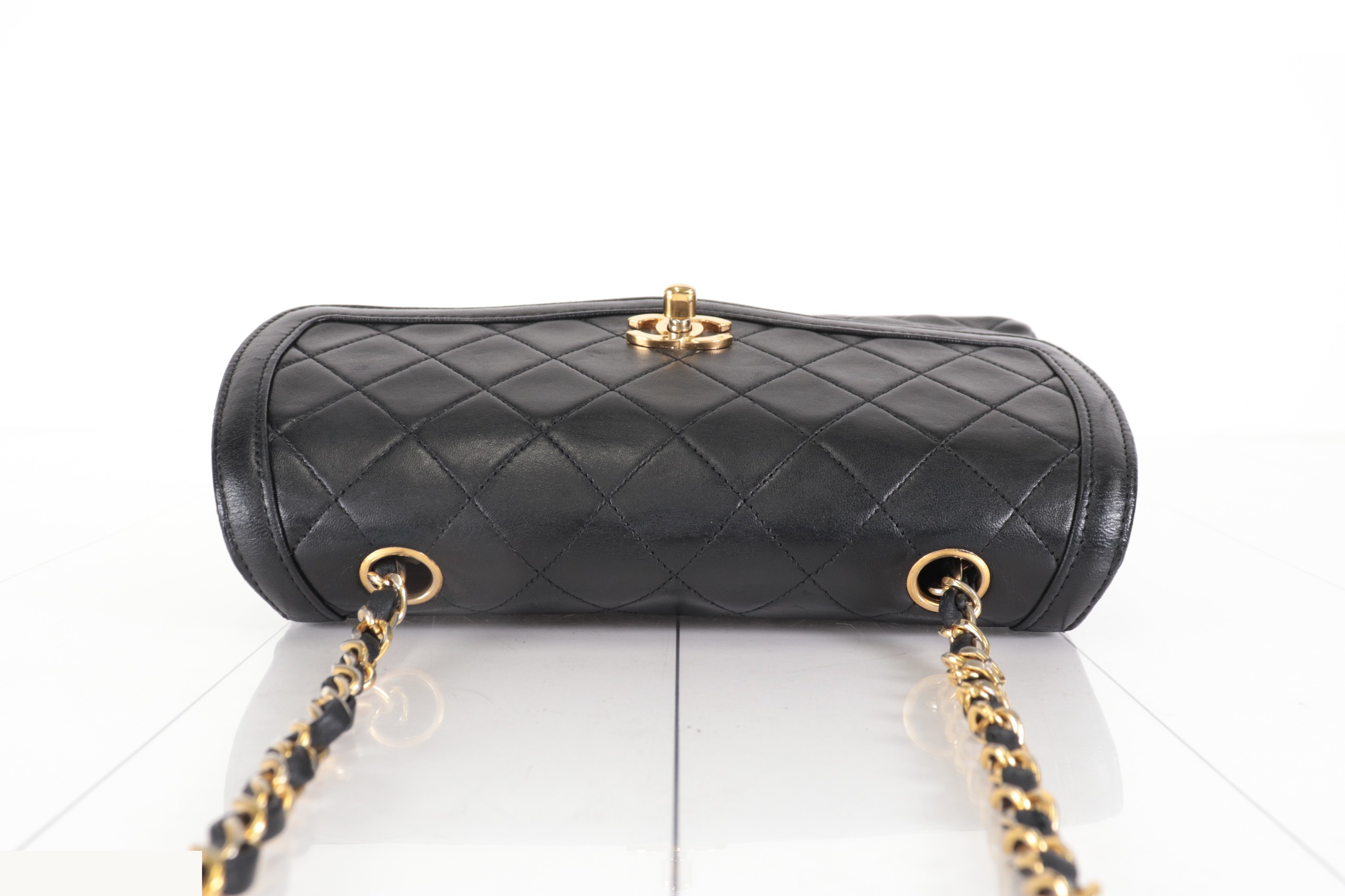 Turnlock Lamb Chain Shoulder Bag — view 5