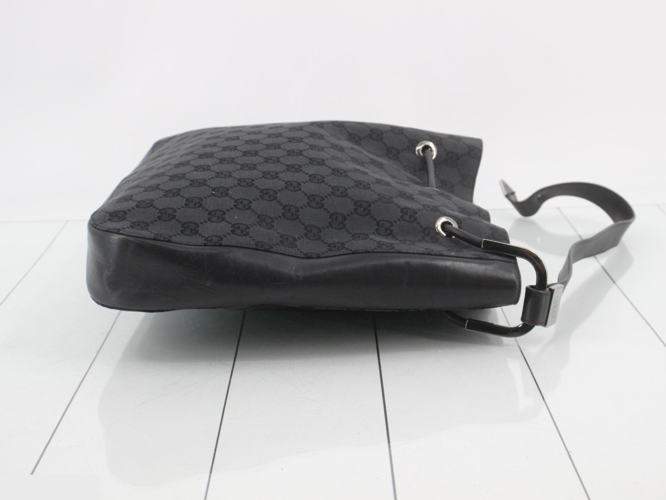 GG Canvas (Bag) - Shoulder Bag — view 3