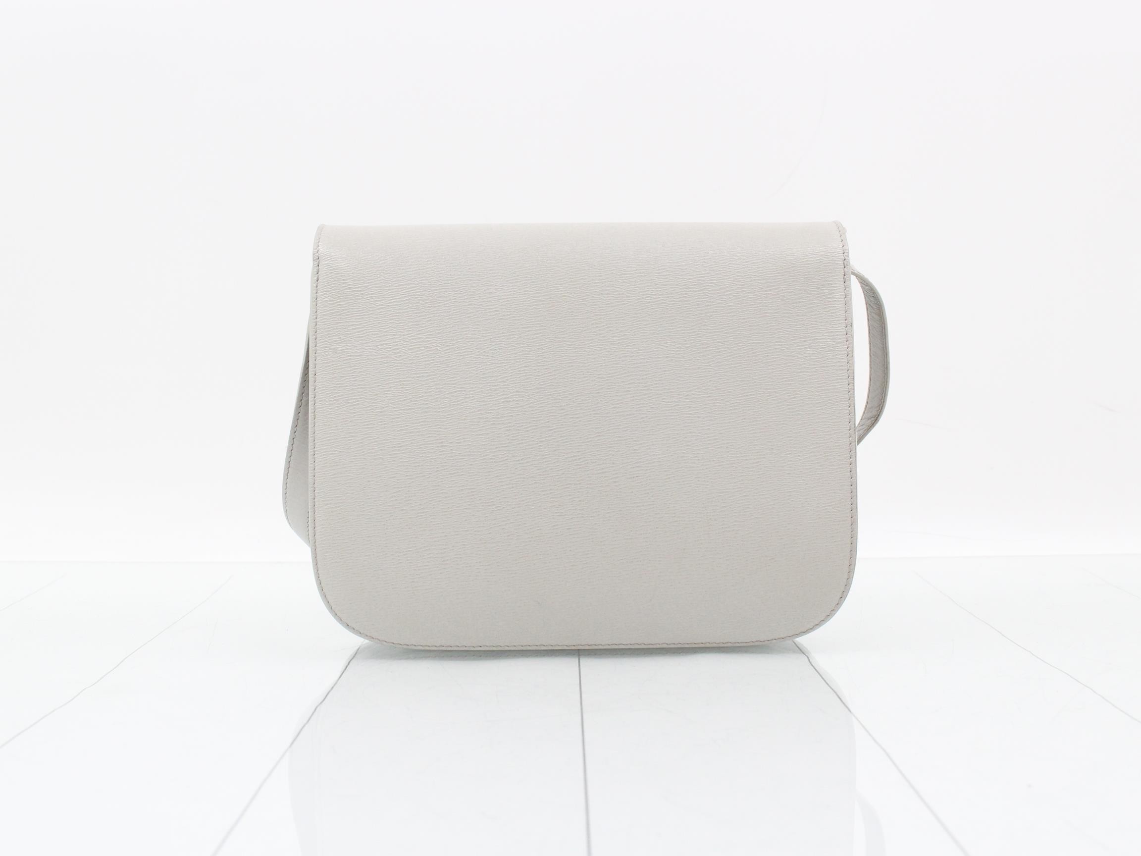 Classic box leather shoulder bag — view 2