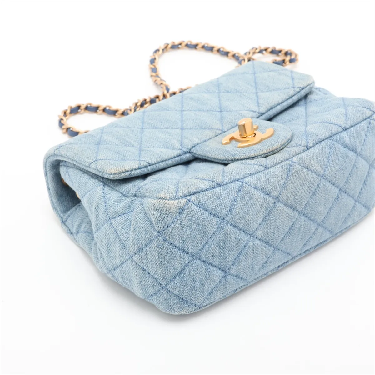 [Individually packaged] Chanel Mini Matelassé 17 Denim Single Flap Single Chain Bag, Blue, Gold Hardware, NKX51TT7, Random Plate, A01115 — view 4