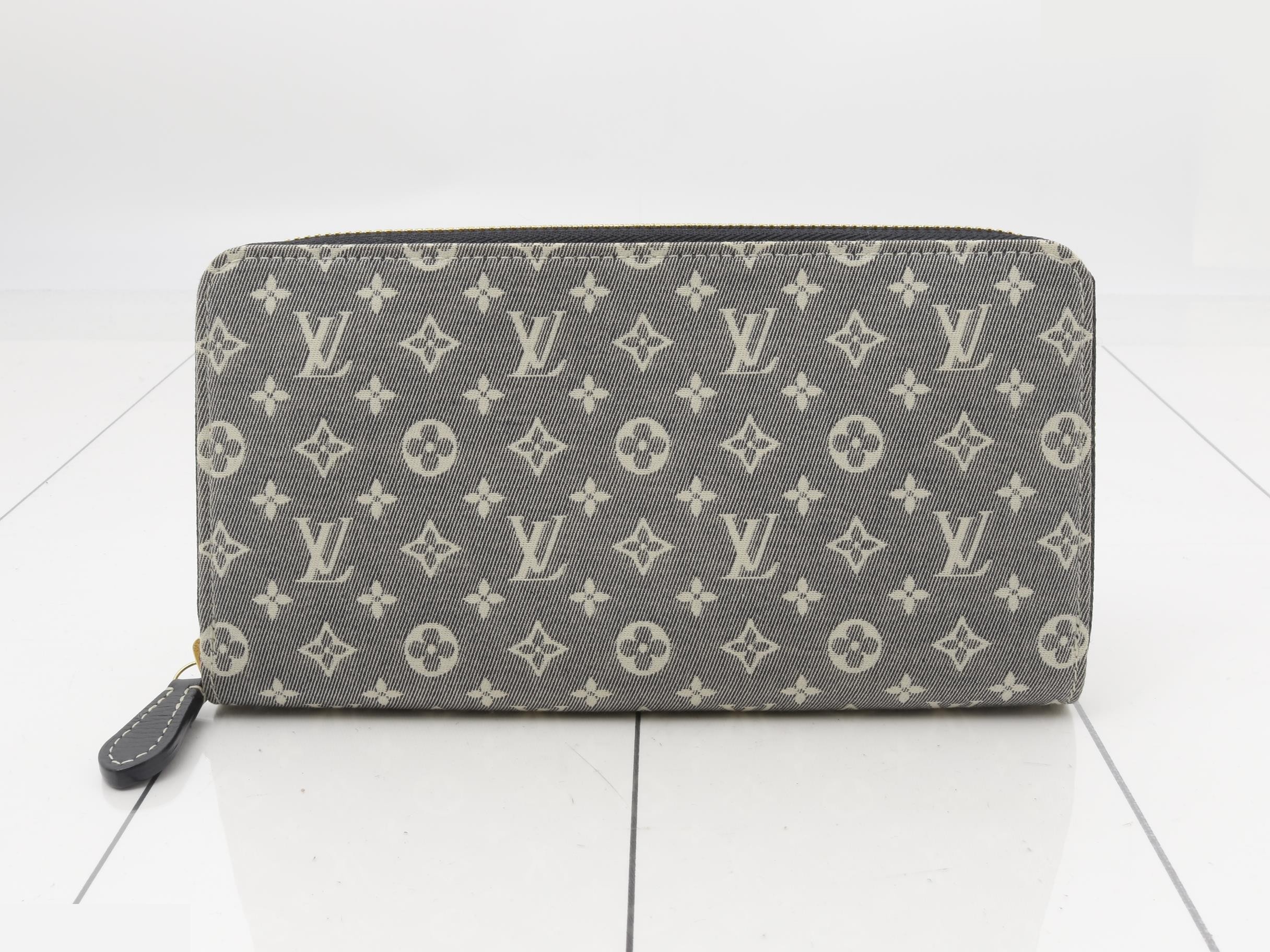Zippy Wallet
