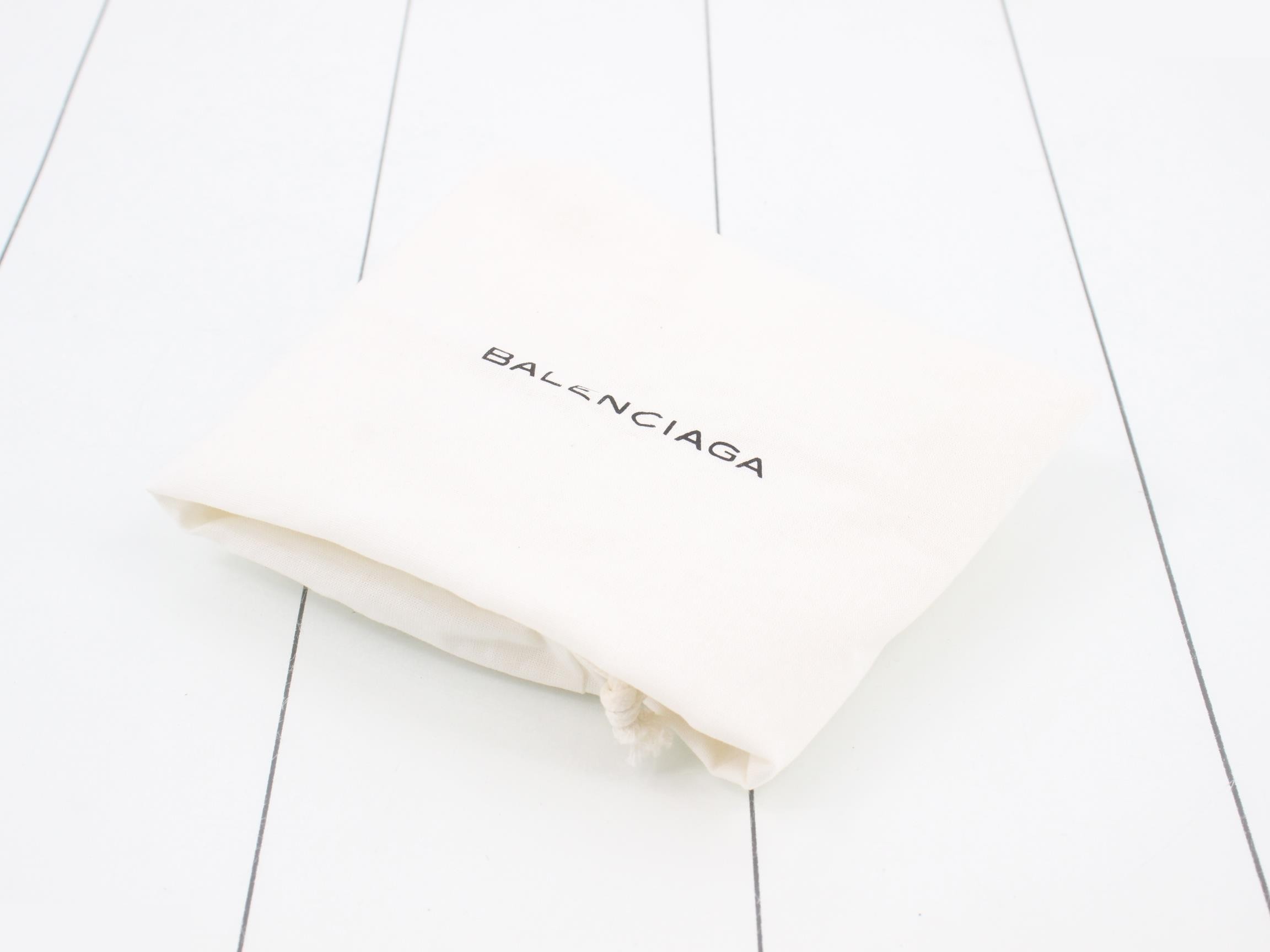 The First Shoulder Bag Tote 2-Way — view 7