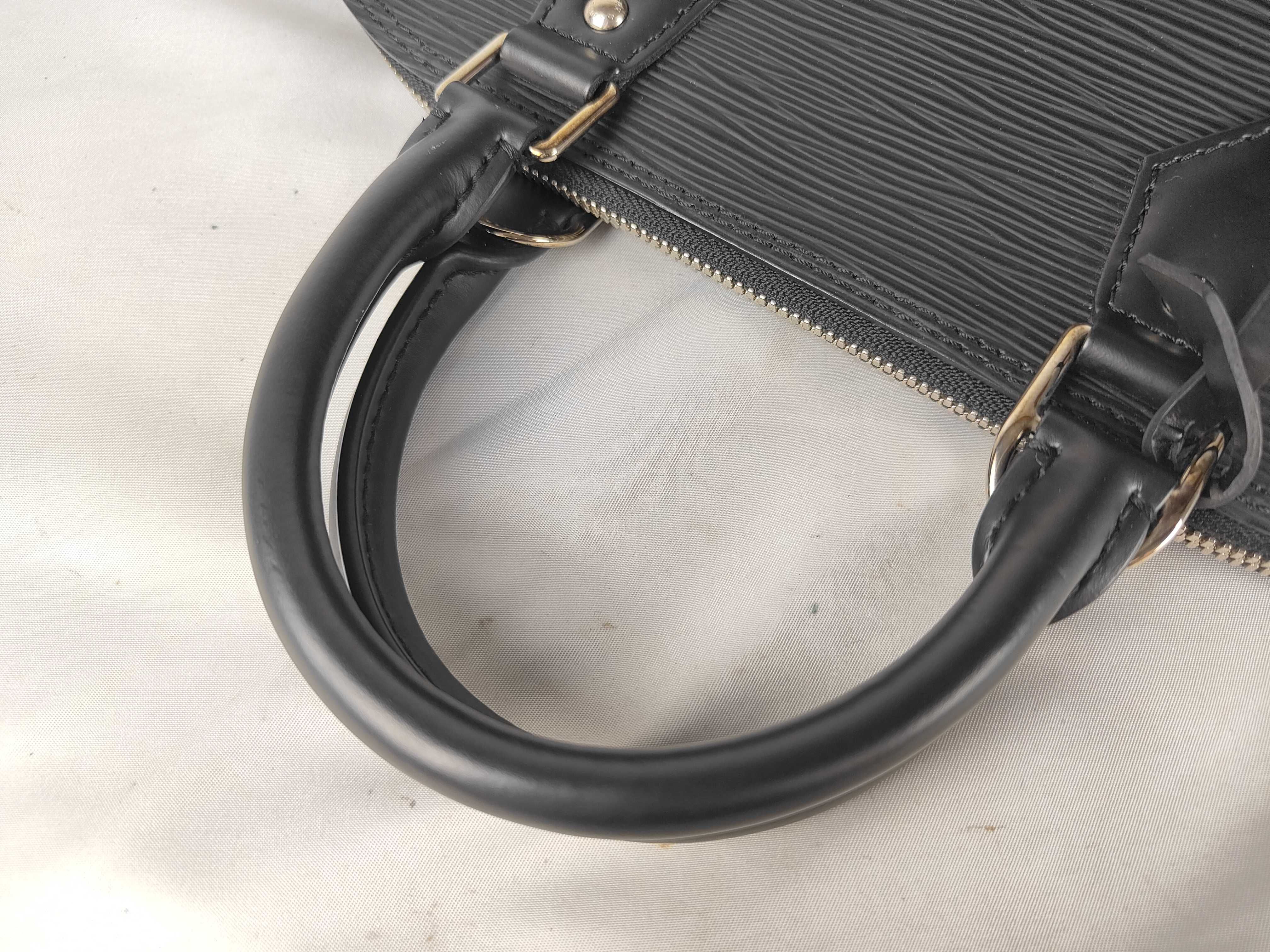 Epi ID- Alma Epi 31 Leather Black Handbag SHW AA0158 Handbag — view 3