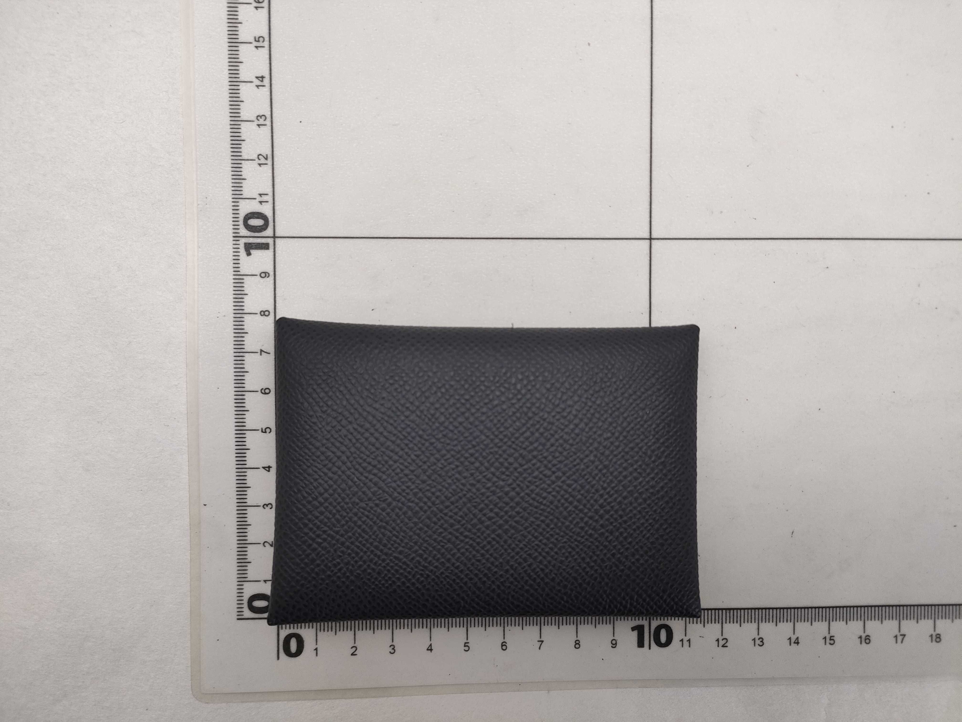 Calvi Duo Epsom G Coin Case — view 2